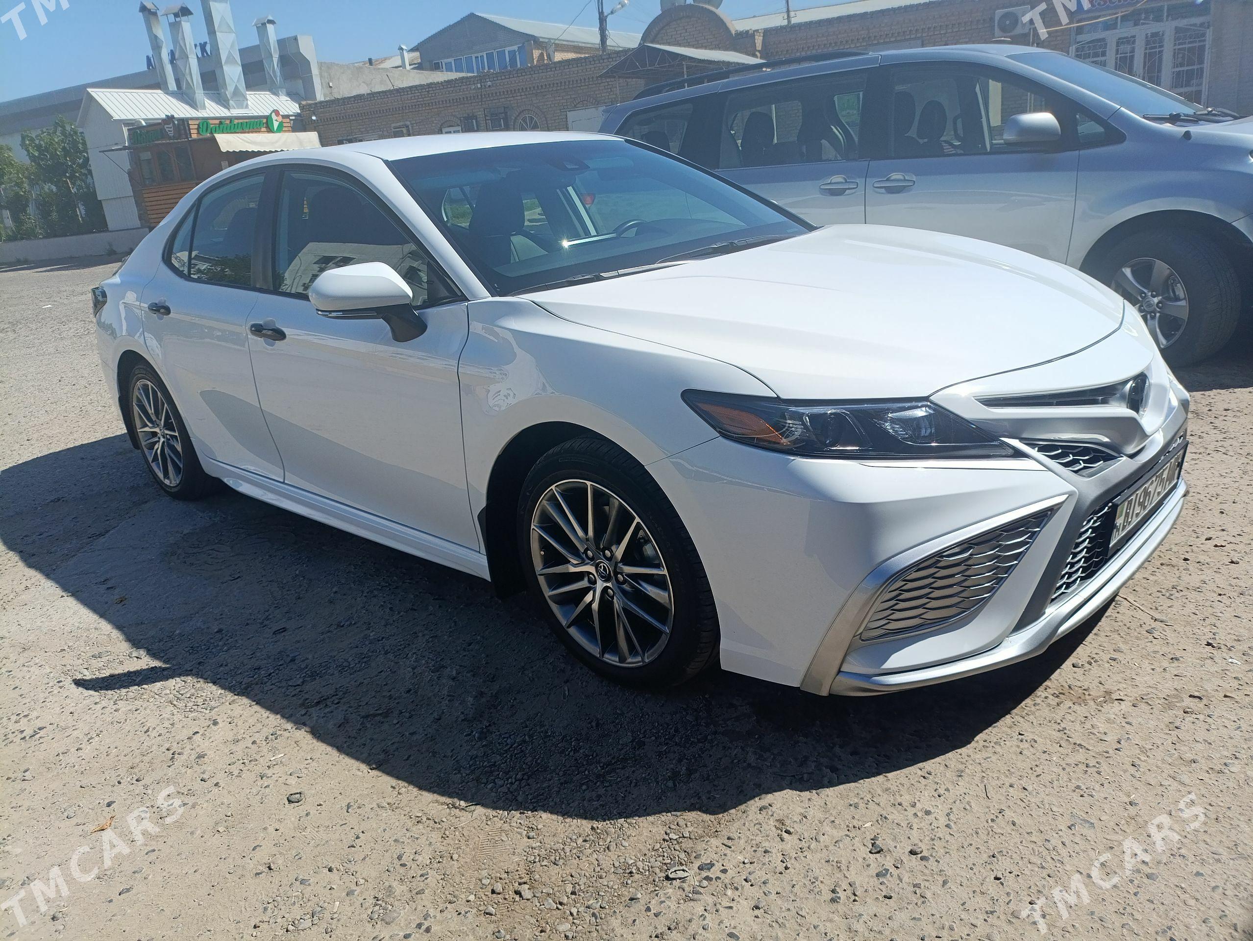 Toyota Camry 2024 - 330 000 TMT - Мургап - img 1