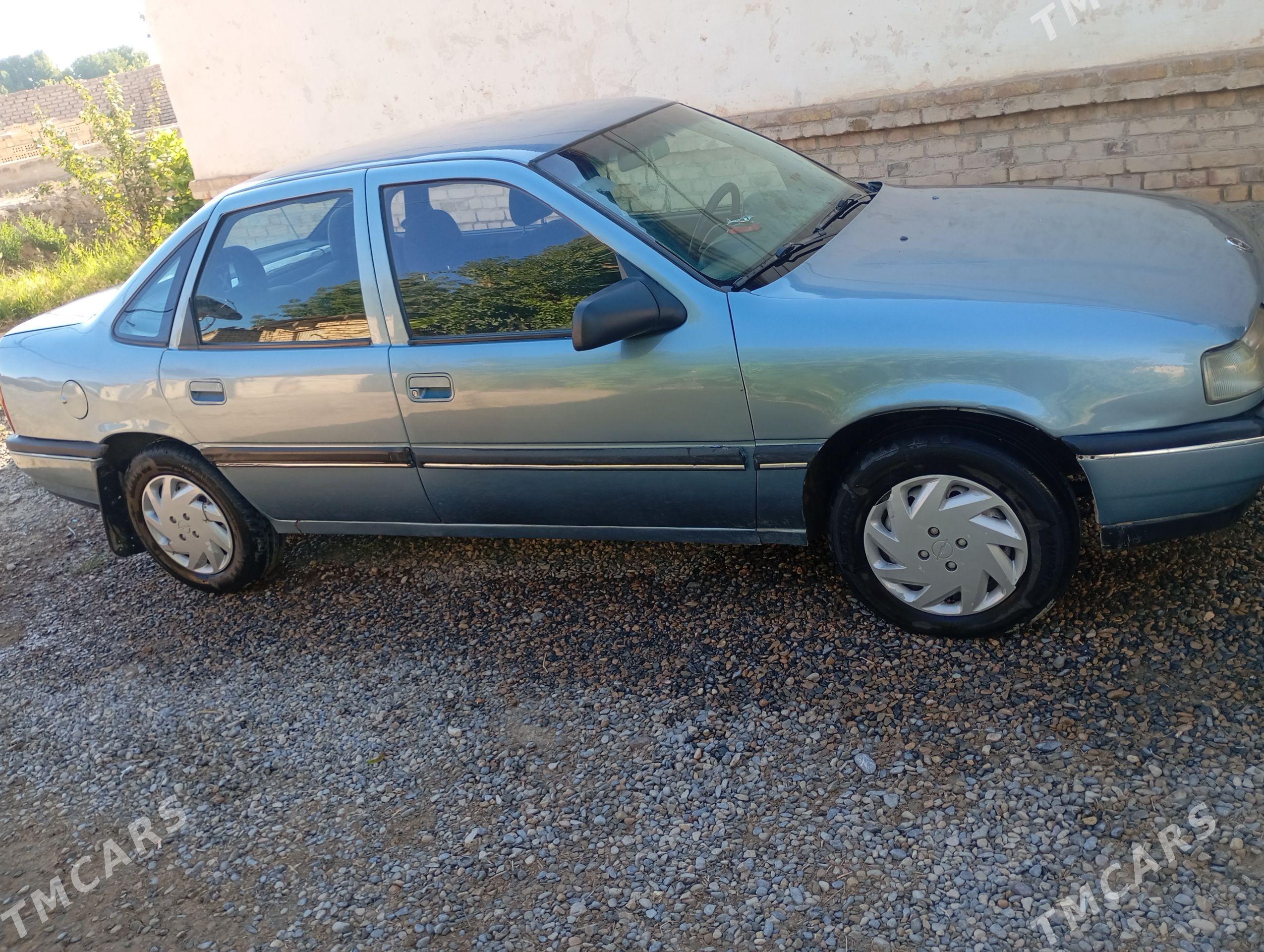Opel Vectra 1991 - 41 000 TMT - Mary - img 1