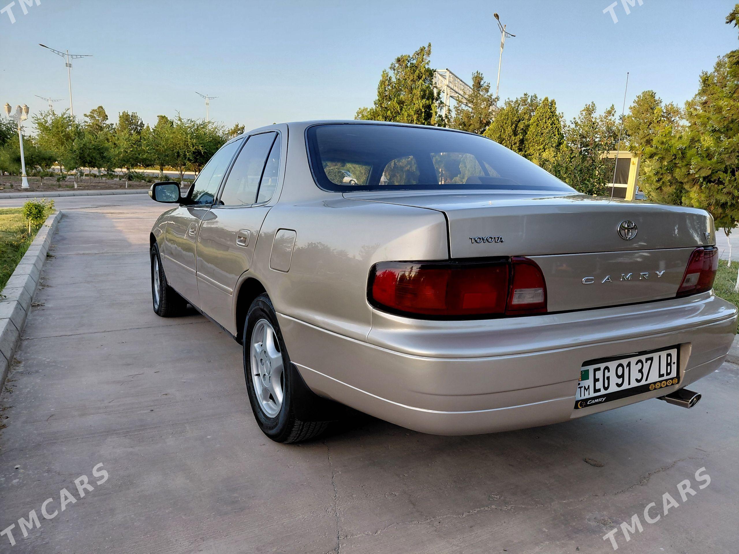 Toyota Camry 1995 - 120 000 TMT - Türkmenabat - img 1