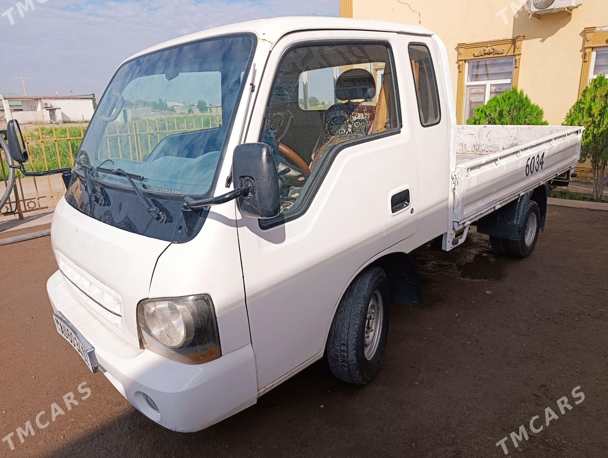 Kia Bongo 2002 - 130 000 TMT - Дашогуз - img 1