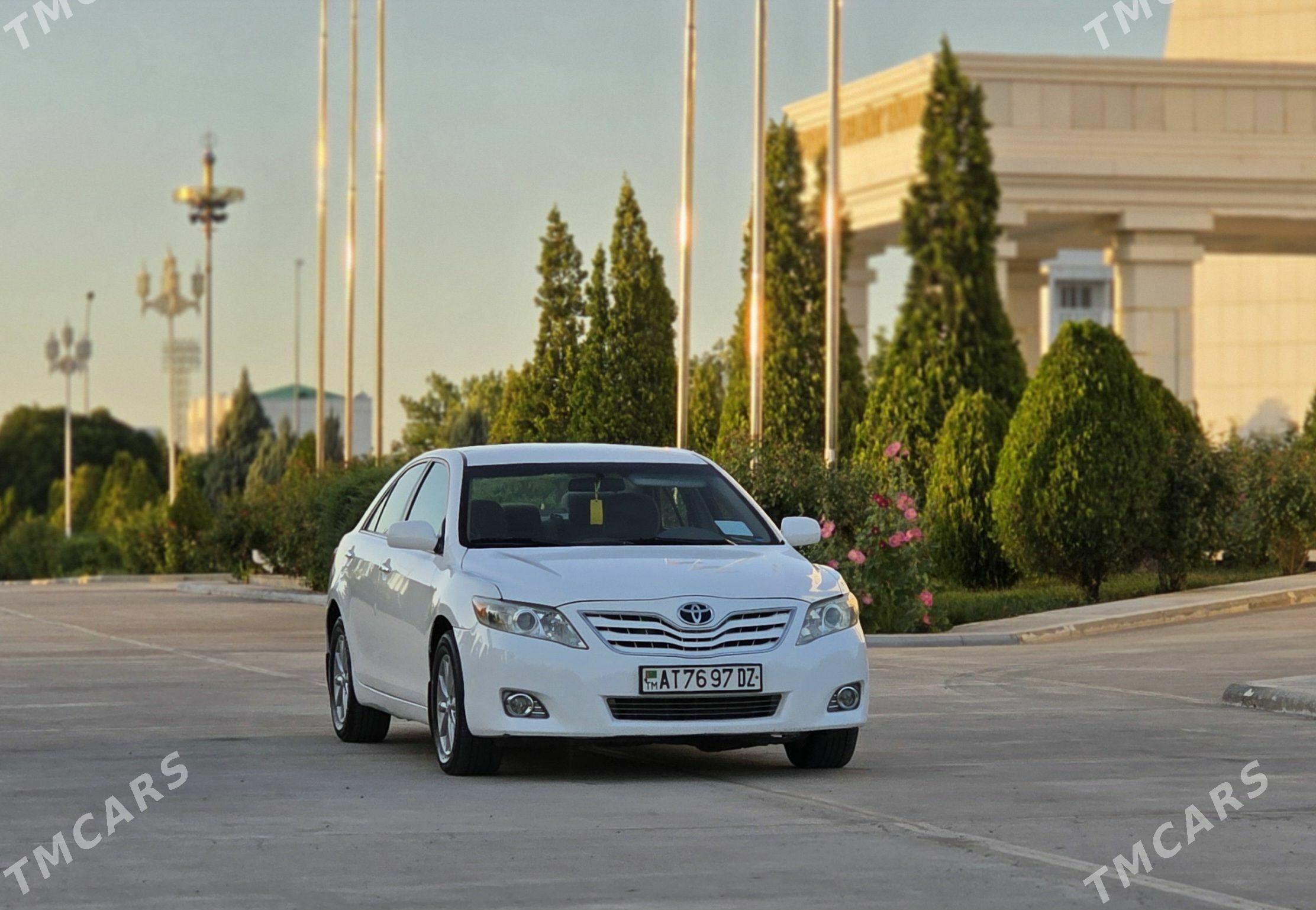 Toyota Camry 2011 - 230 000 TMT - Дашогуз - img 1