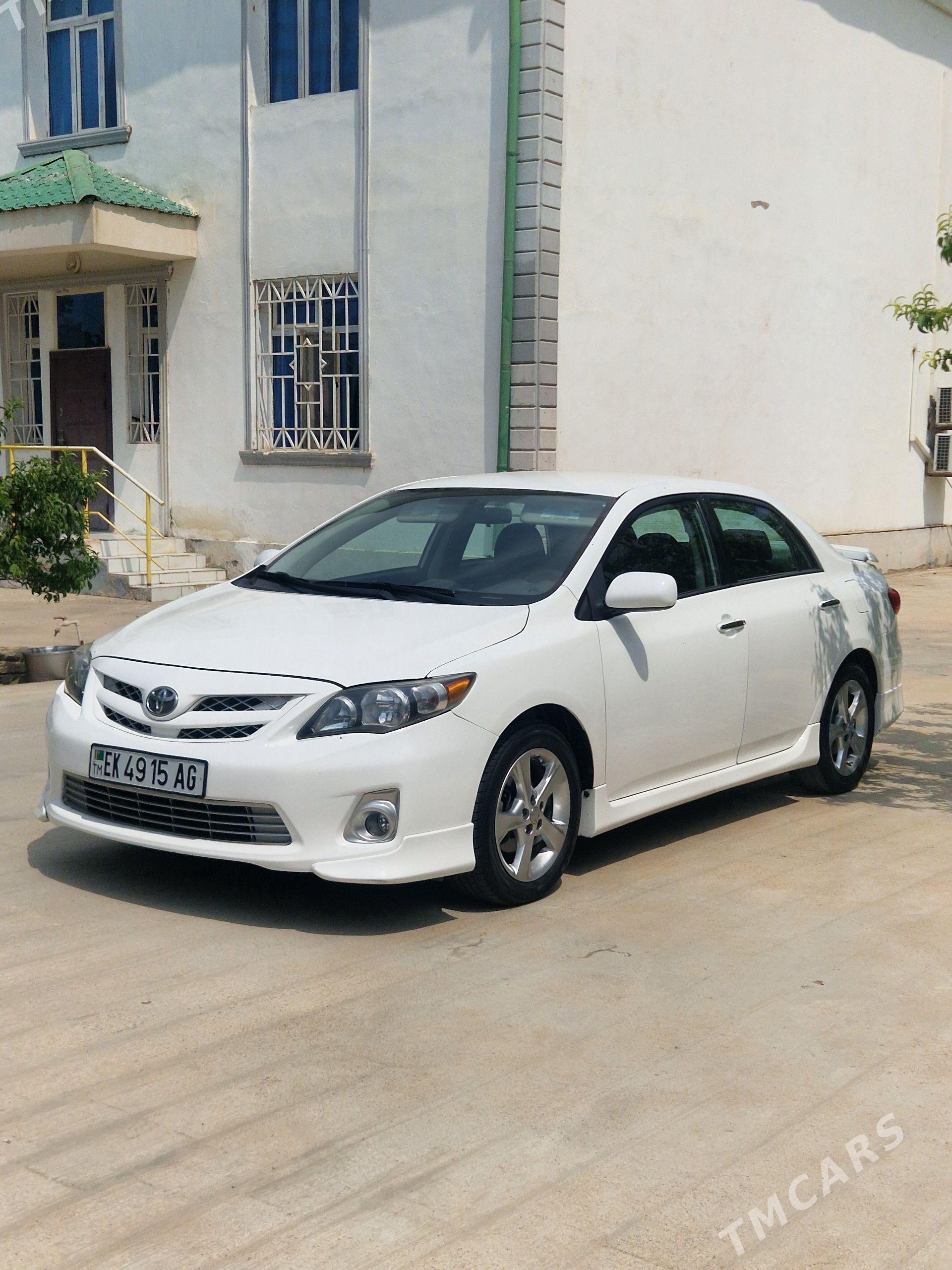 Toyota Corolla 2012 - 195 000 TMT - 9 мкр - img 1