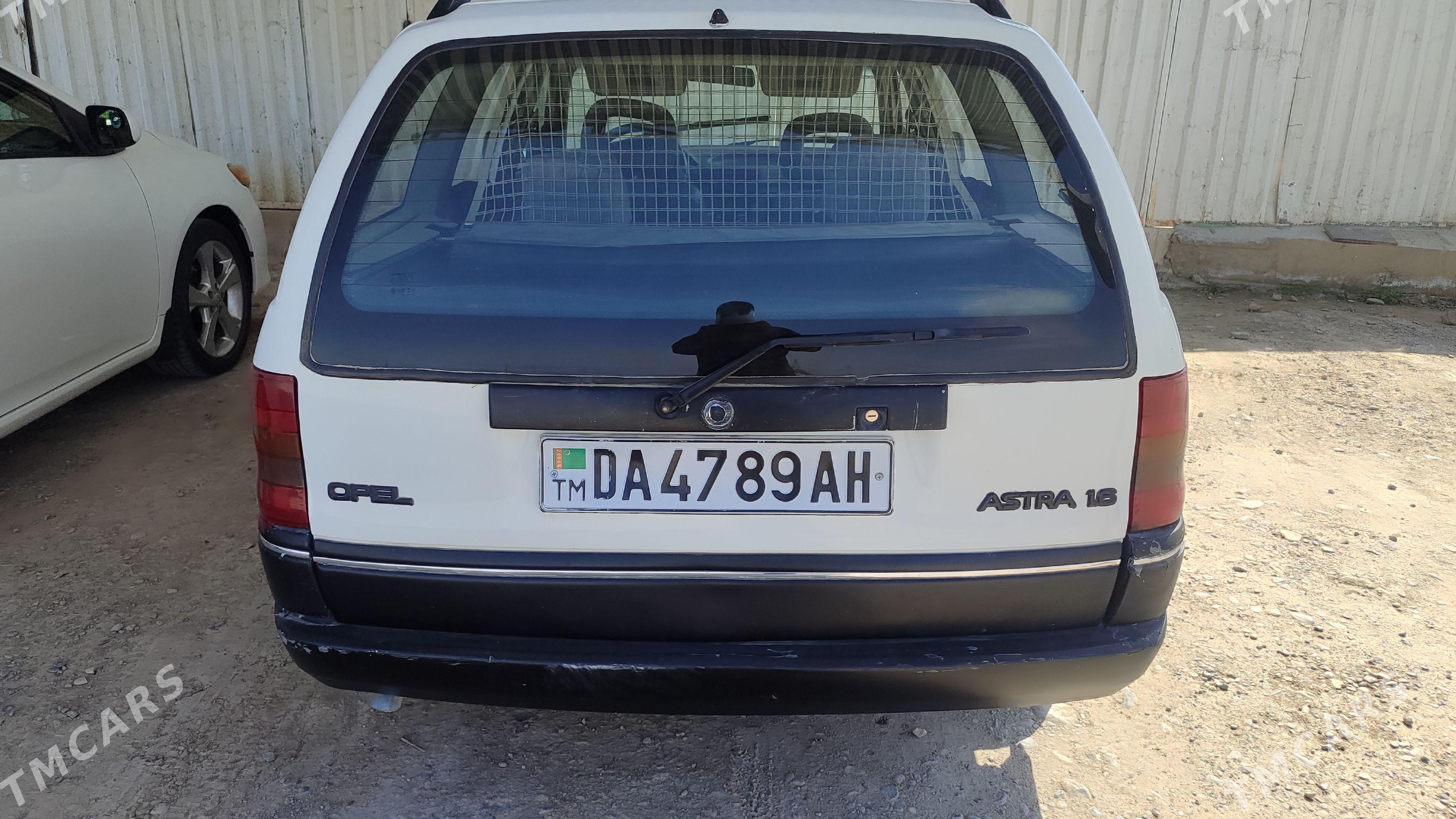 Opel Astra 1993 - 45 000 TMT - Kaka - img 1