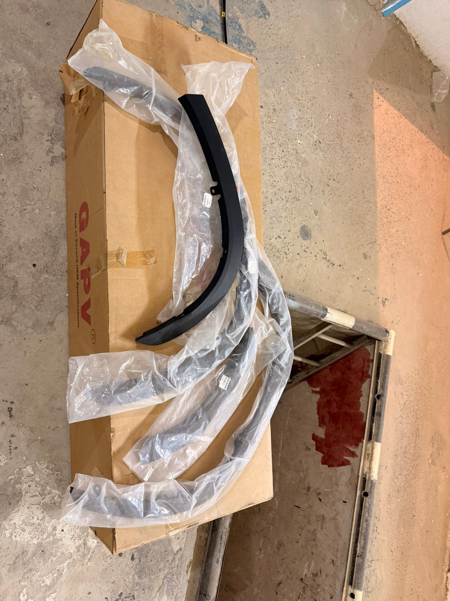 Highlander krylo plastmas 1 200 TMT - Туркменбаши - img 1