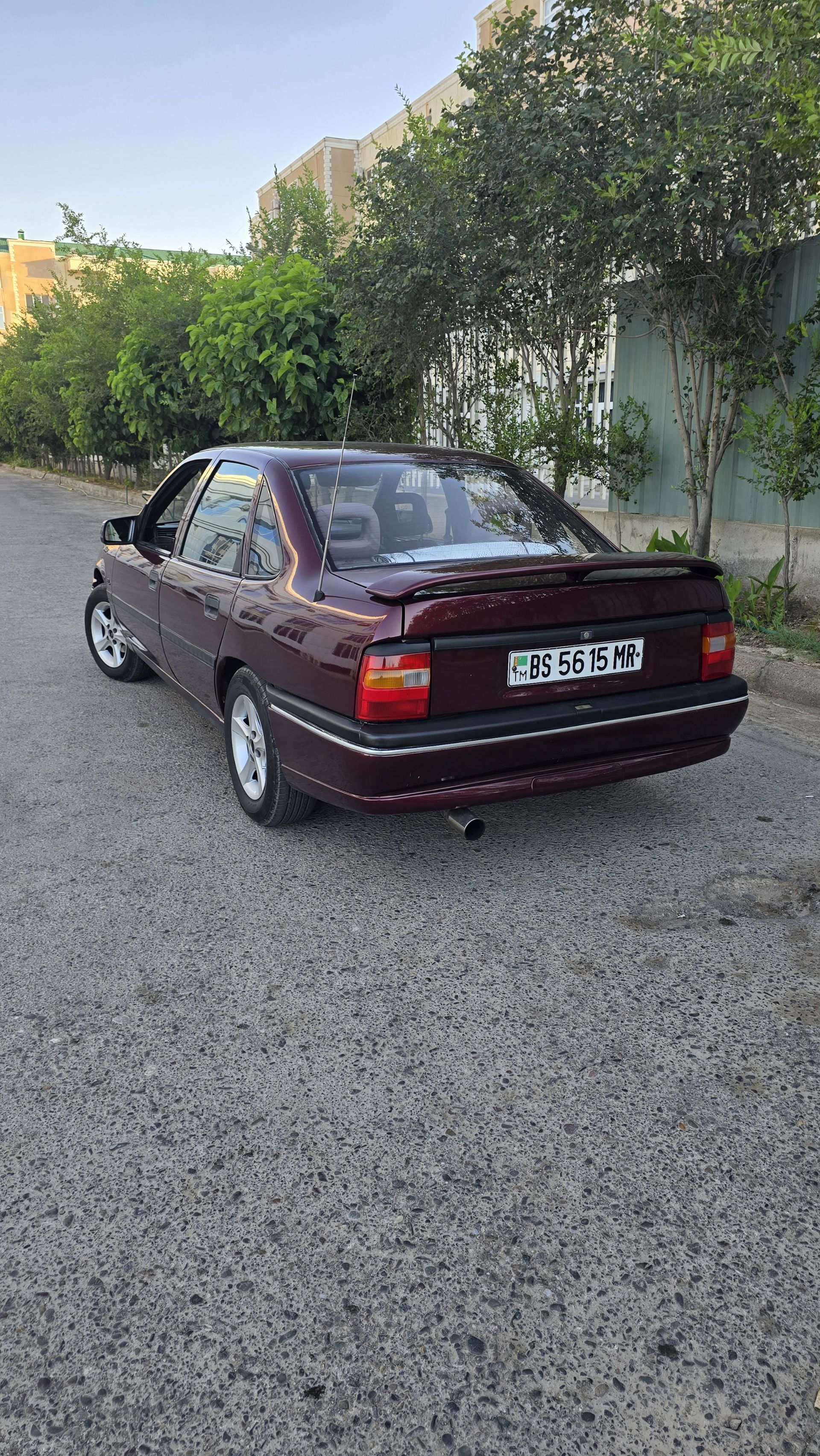 Opel Vectra 1992 - 52 000 TMT - Mary - img 1