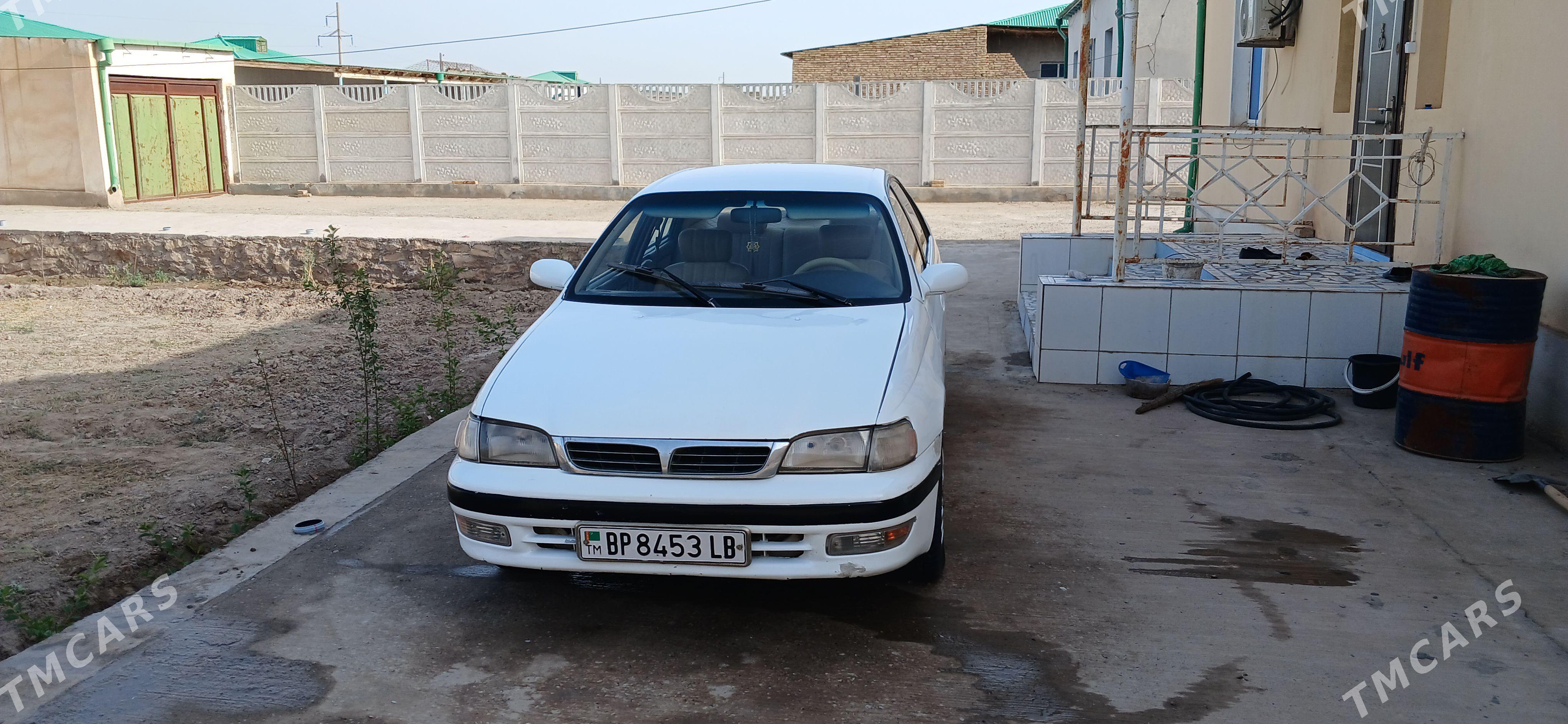 Toyota Corona 1994 - 63 000 TMT - Kerki - img 1