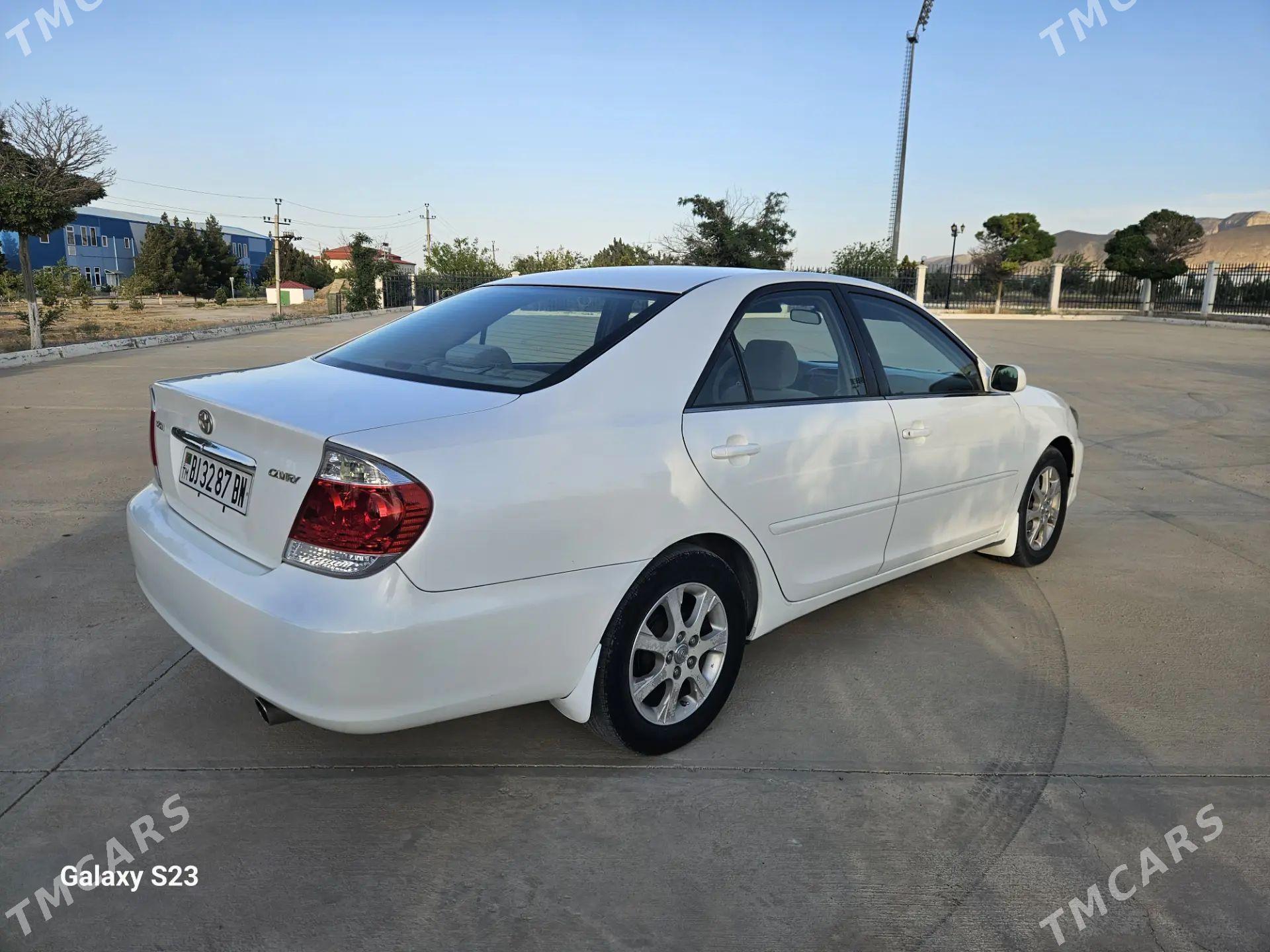 Toyota Camry 2004 - 220 000 TMT - Гызыларбат - img 1