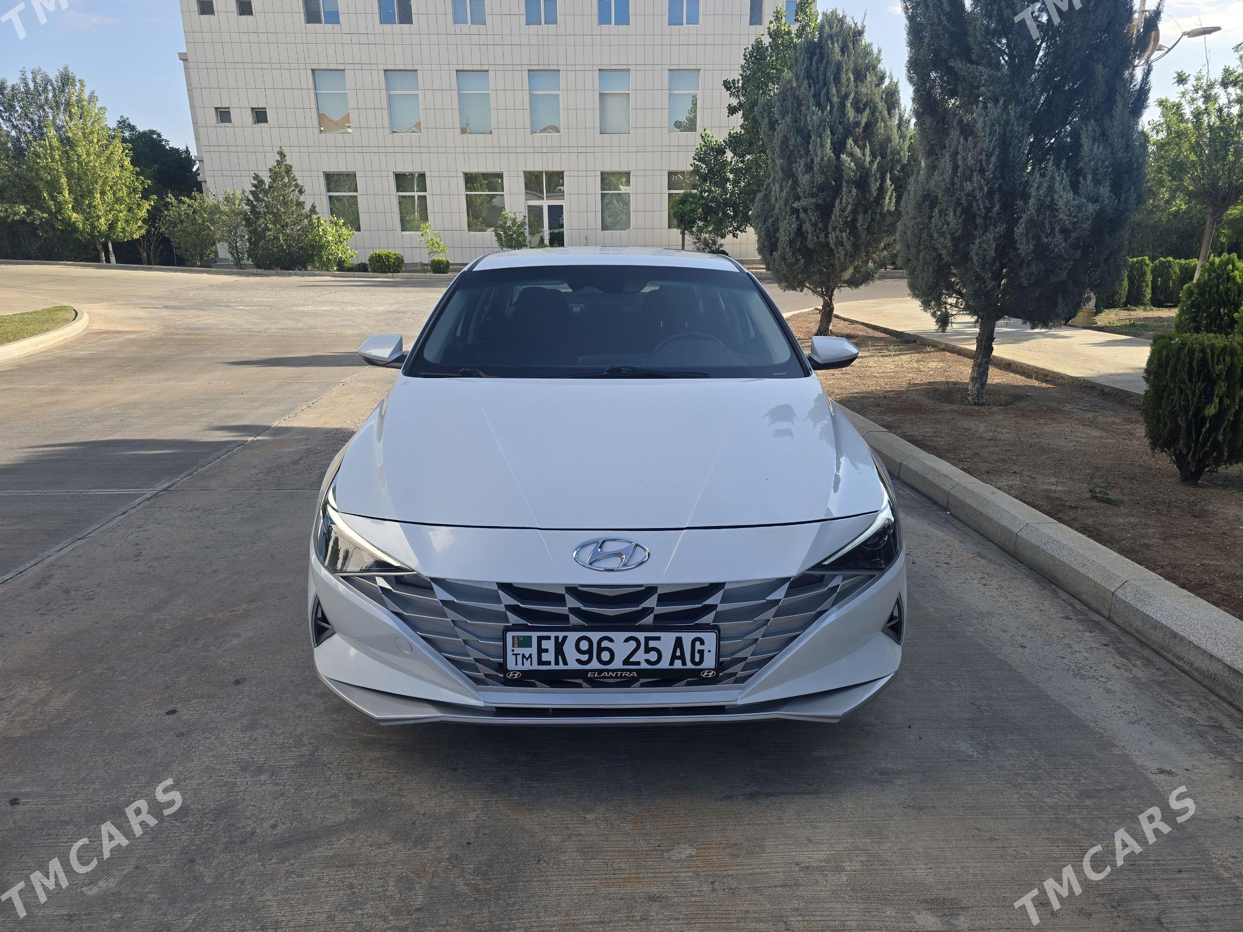 Hyundai Elantra 2021 - 245 000 TMT - ул. Чехова - Элитки (А.Ниязов шаёлы) - img 1