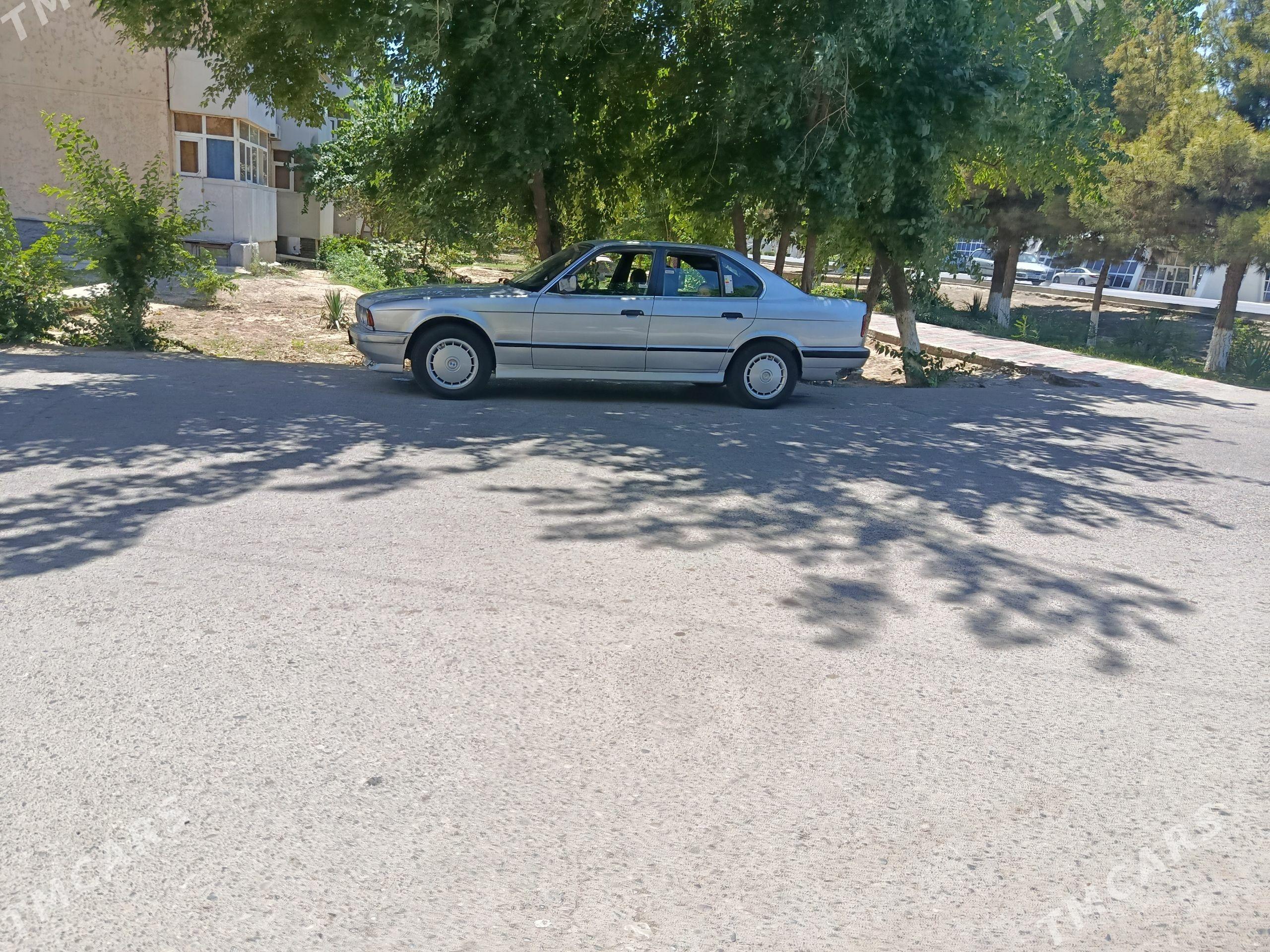 BMW 525 1992 - 55 000 TMT - Ёлётен - img 1