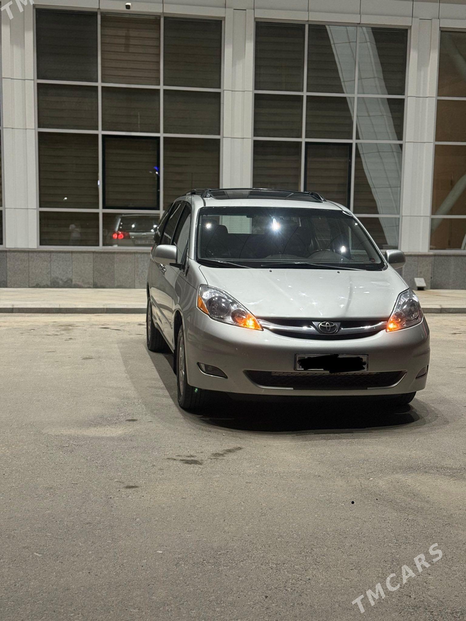 Toyota Sienna 2008 - 300 000 TMT - Туркменабат - img 1