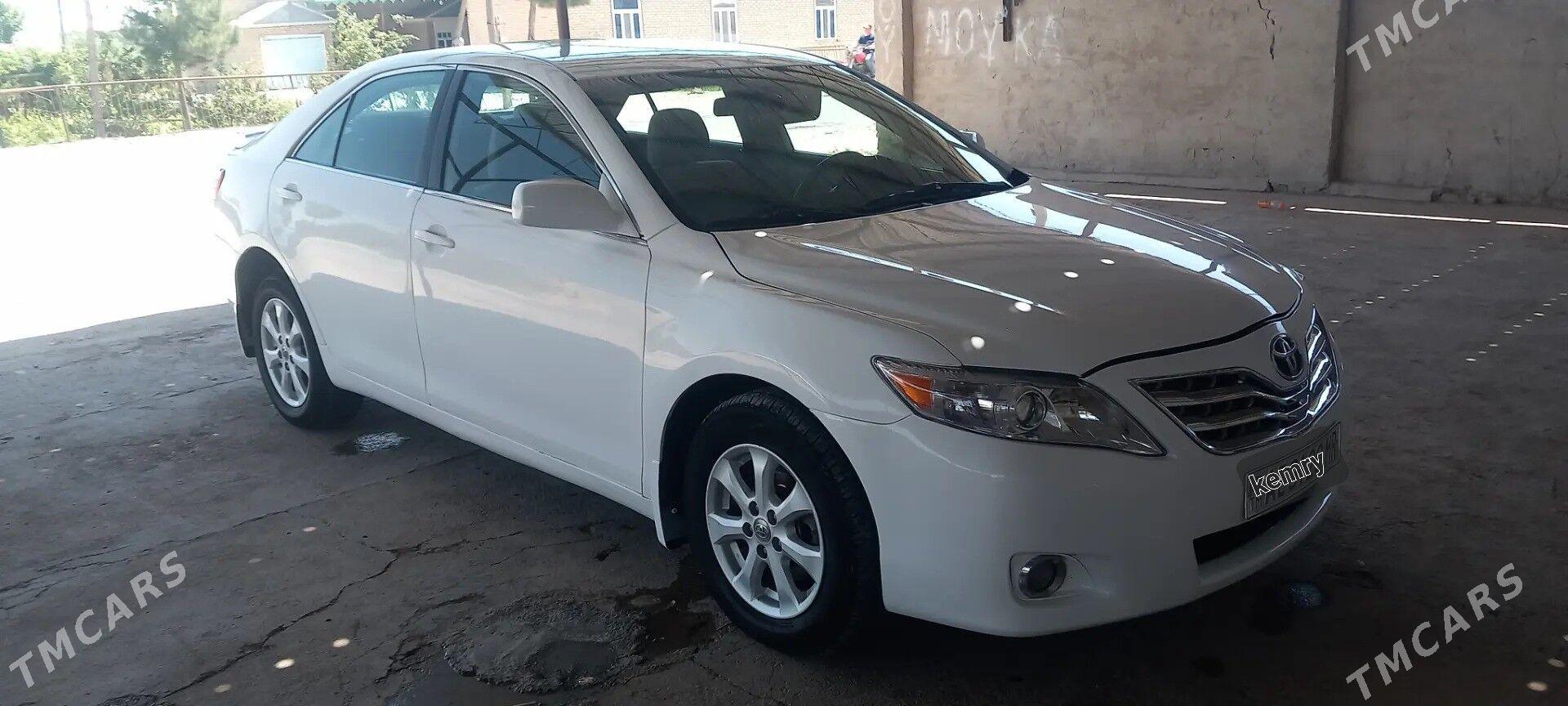 Toyota Camry 2010 - 170 000 TMT - Мургап - img 1