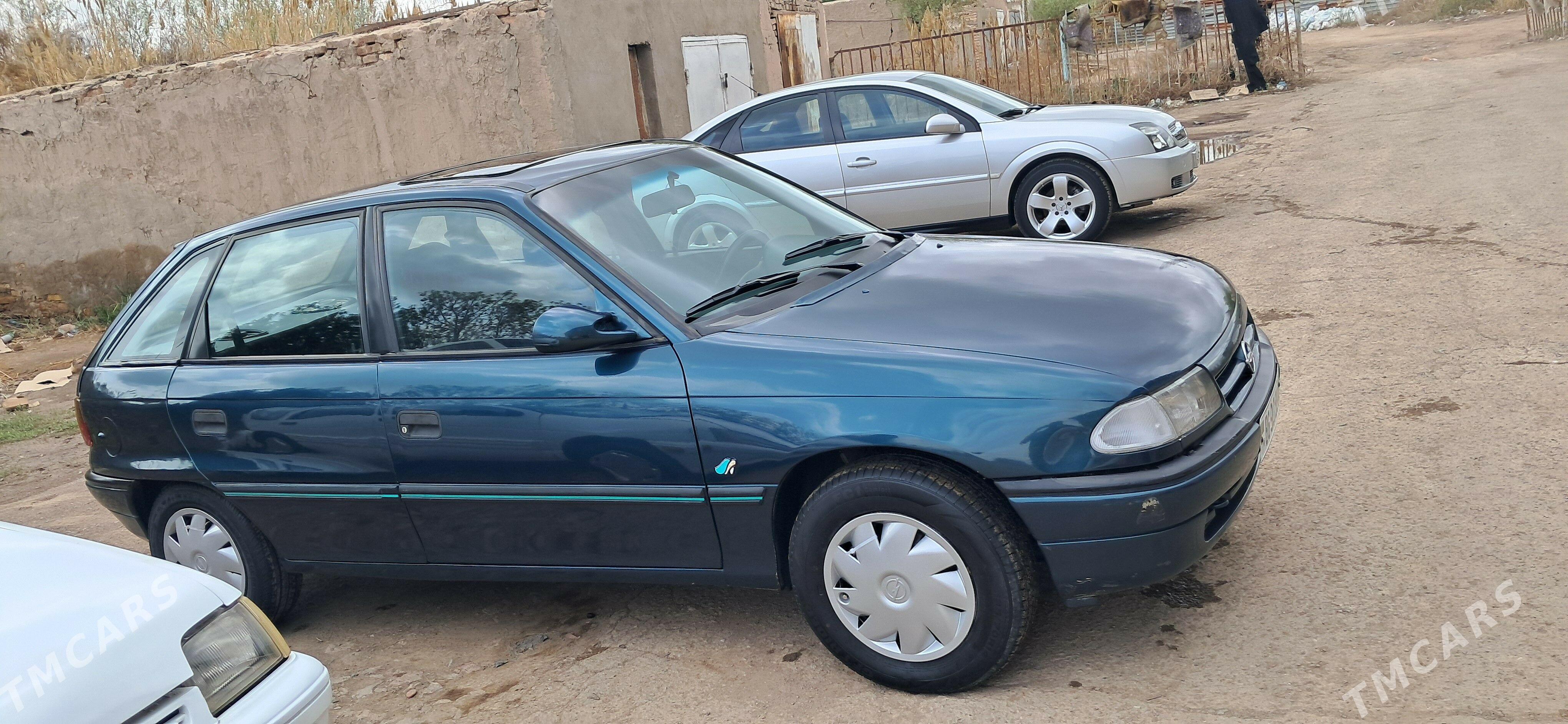 Opel Astra 1993 - 40 000 TMT - Дашогуз - img 1