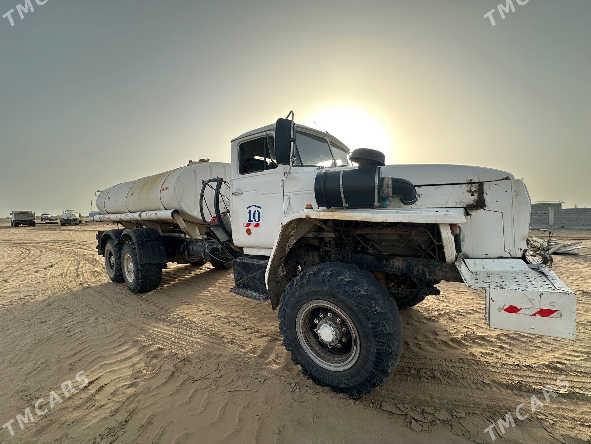 Ural 5557 2011 - 340 000 TMT - Aşgabat - img 1