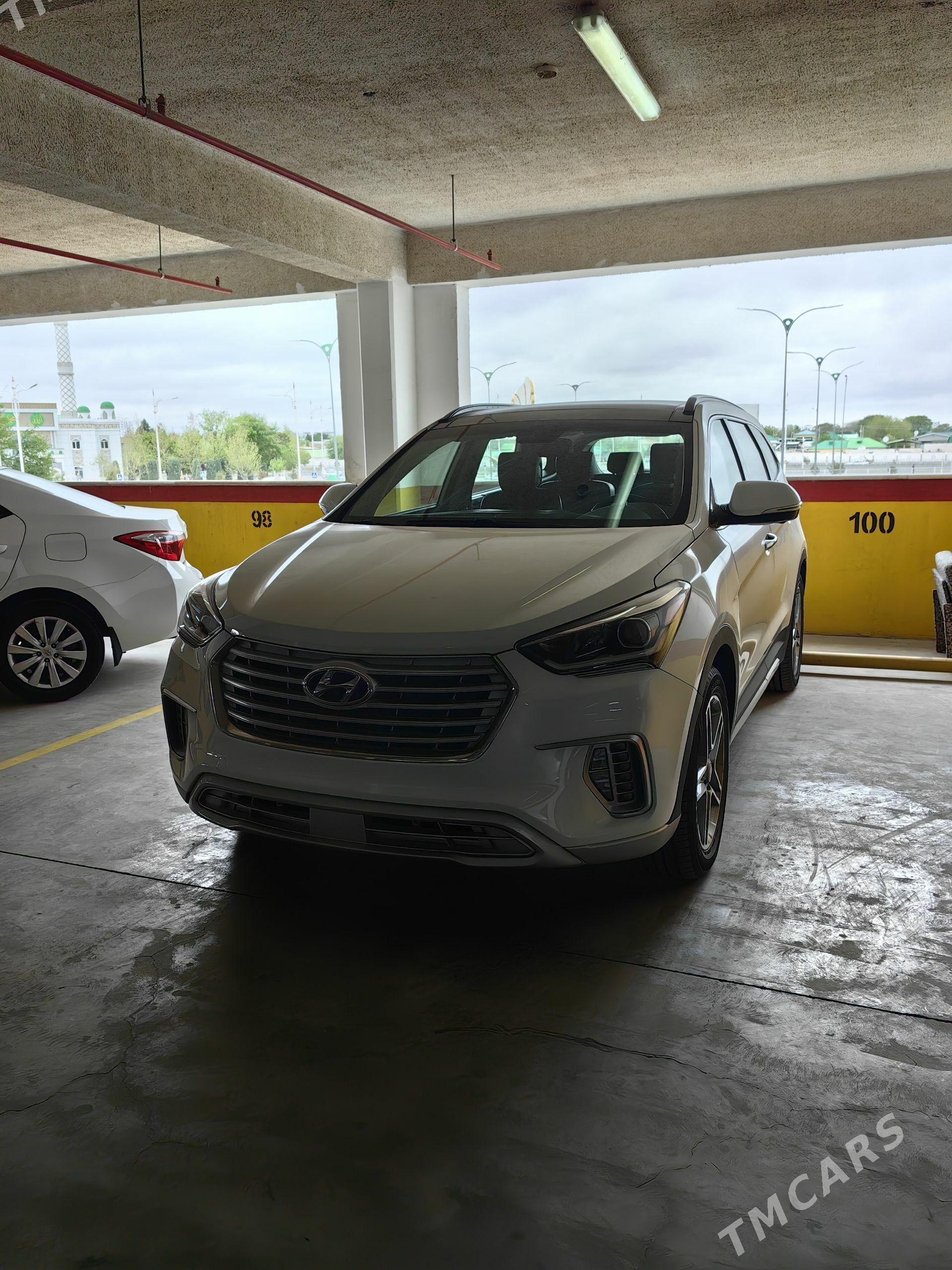 Hyundai Santa Fe 2018 - 370 000 TMT - Aşgabat - img 1