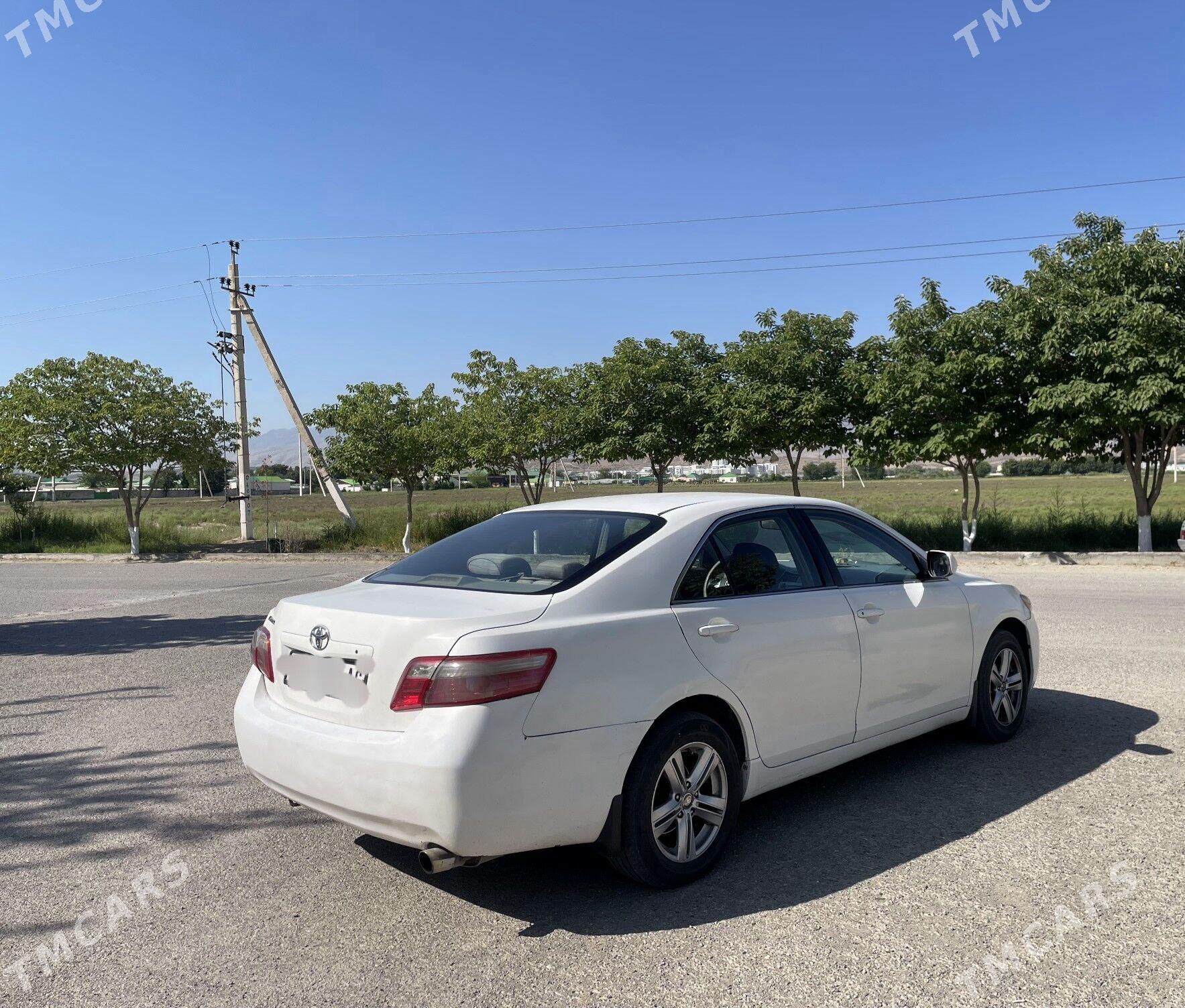 Toyota Camry 2008 - 155 000 TMT - Gurtly - img 1