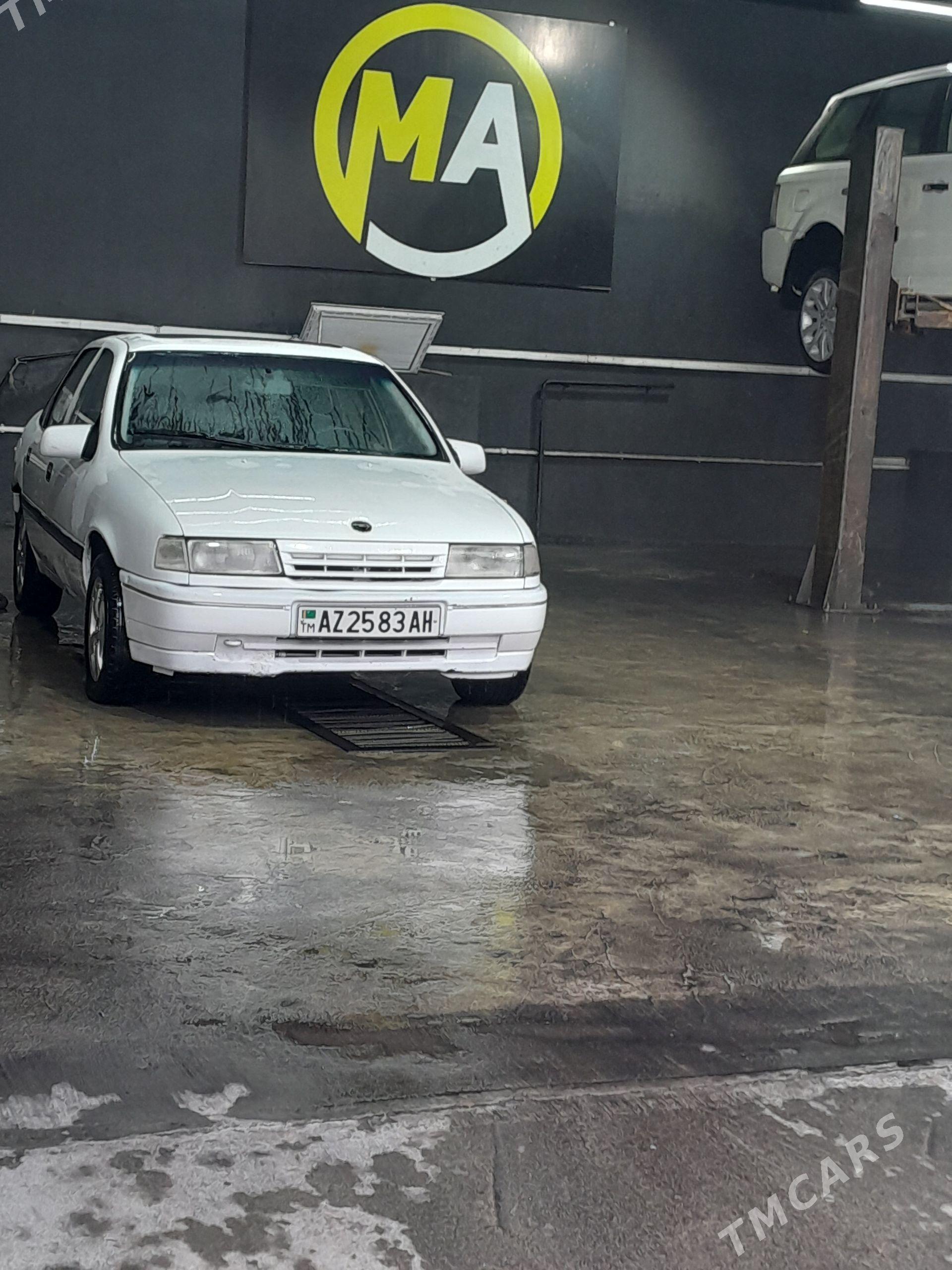Opel Vectra 1990 - 37 000 TMT - Sarahs - img 1