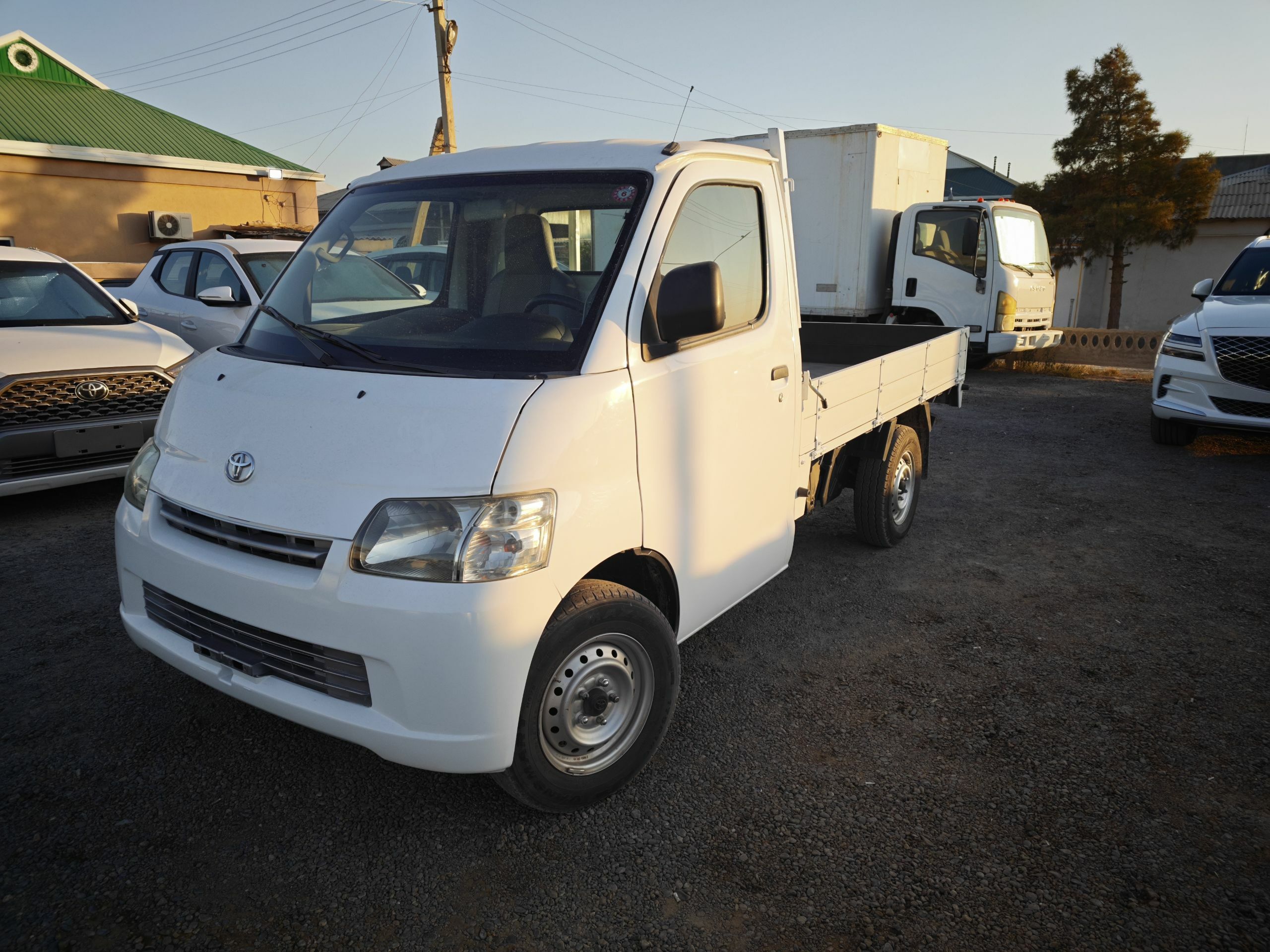 Toyota Town Ace 2022 - 260 000 TMT - Мары - img 1
