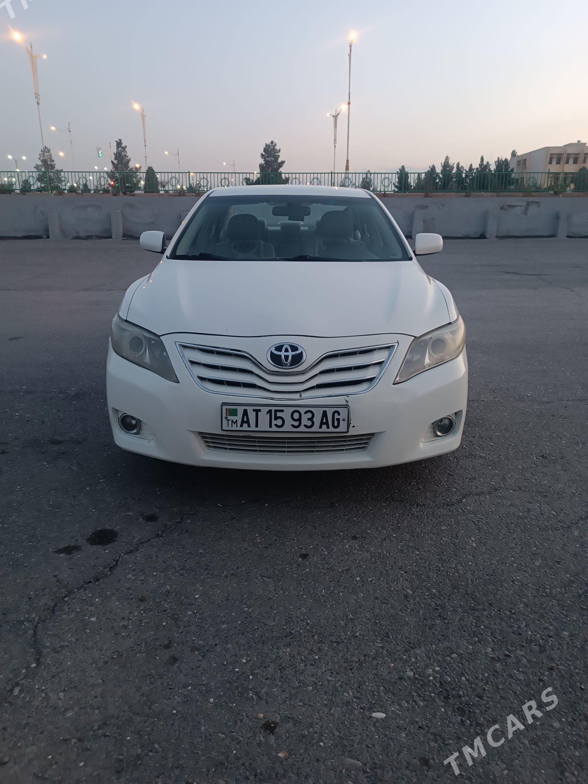 Toyota Camry 2011 - 170 000 TMT - 10 мкр - img 1