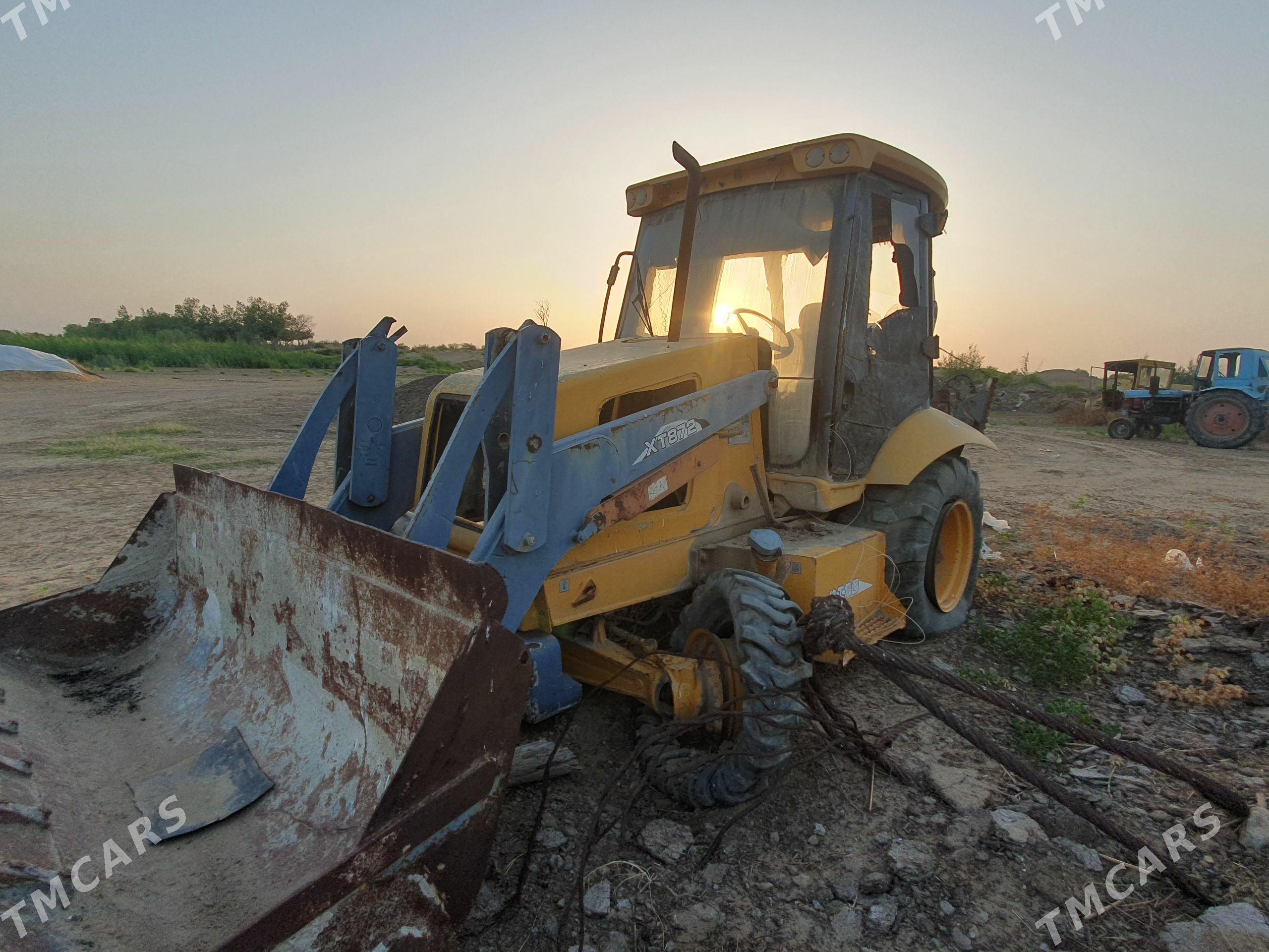 JCB 3CX ECO 2010 - 130 000 TMT - Mary - img 1