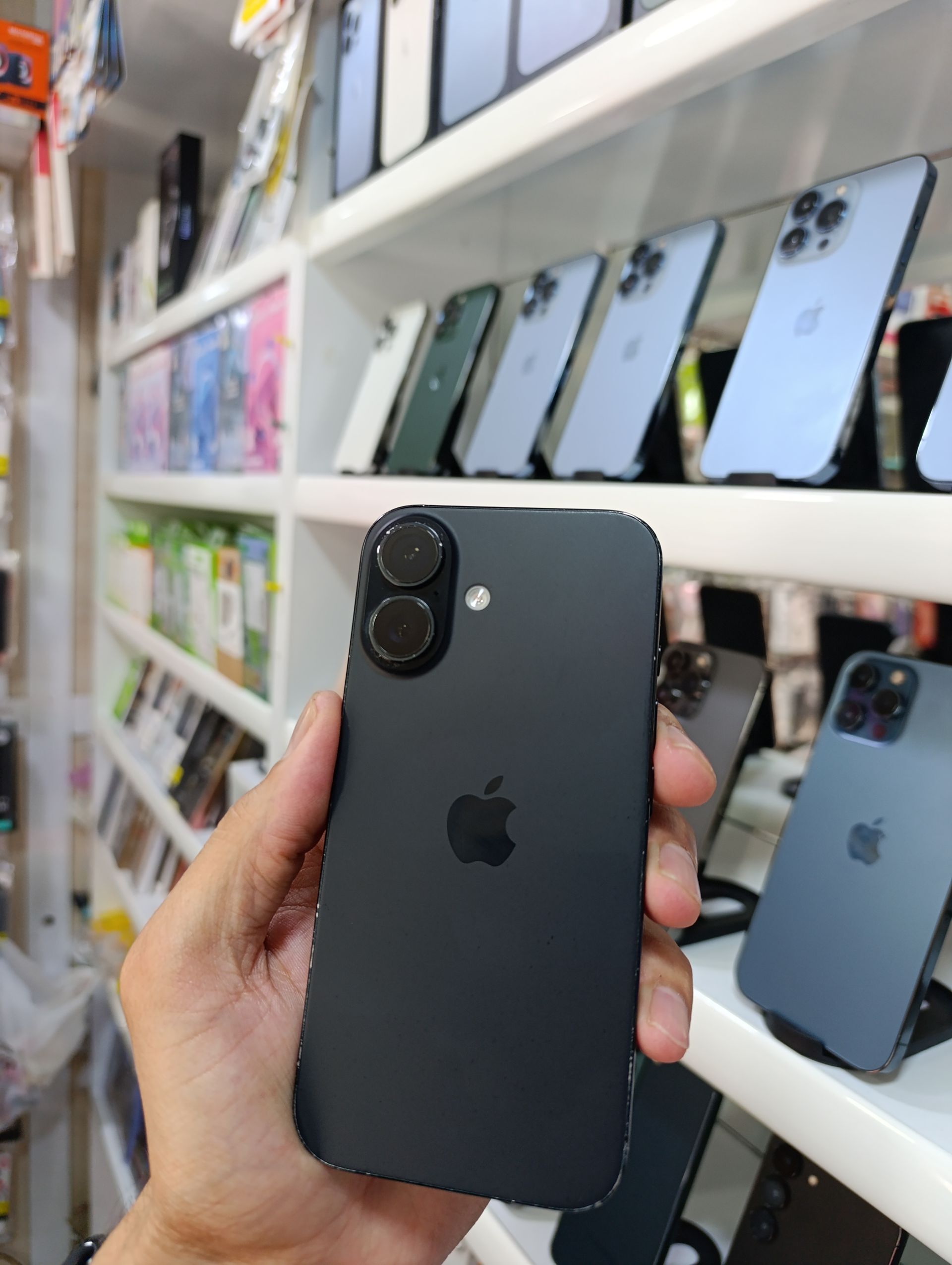 iPhone 16 - Türkmenbaşy - img 1