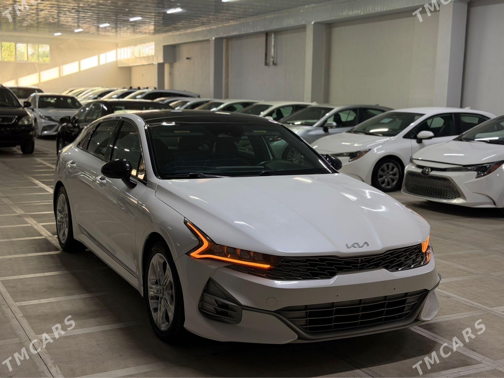 Kia K5 2022 - 300 000 TMT - Mary - img 1