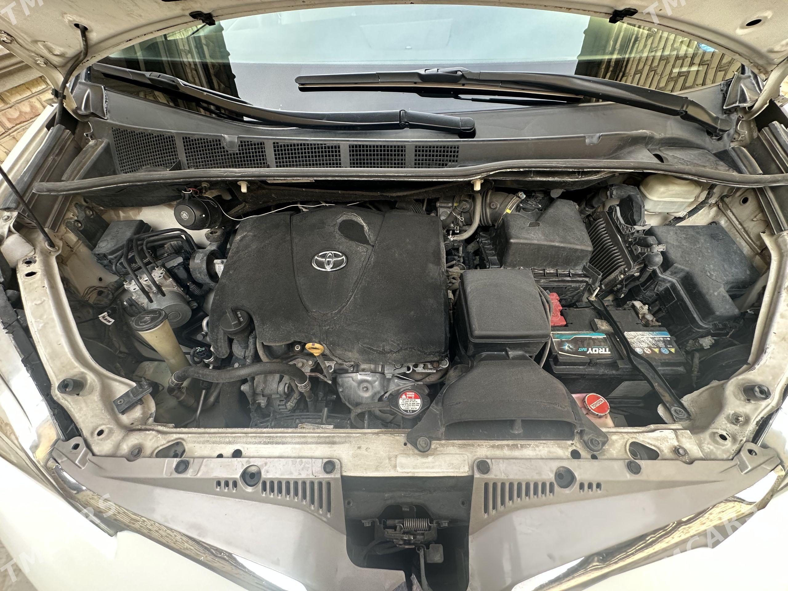 Toyota Sienna 2016 - 400 000 TMT - Aşgabat - img 1