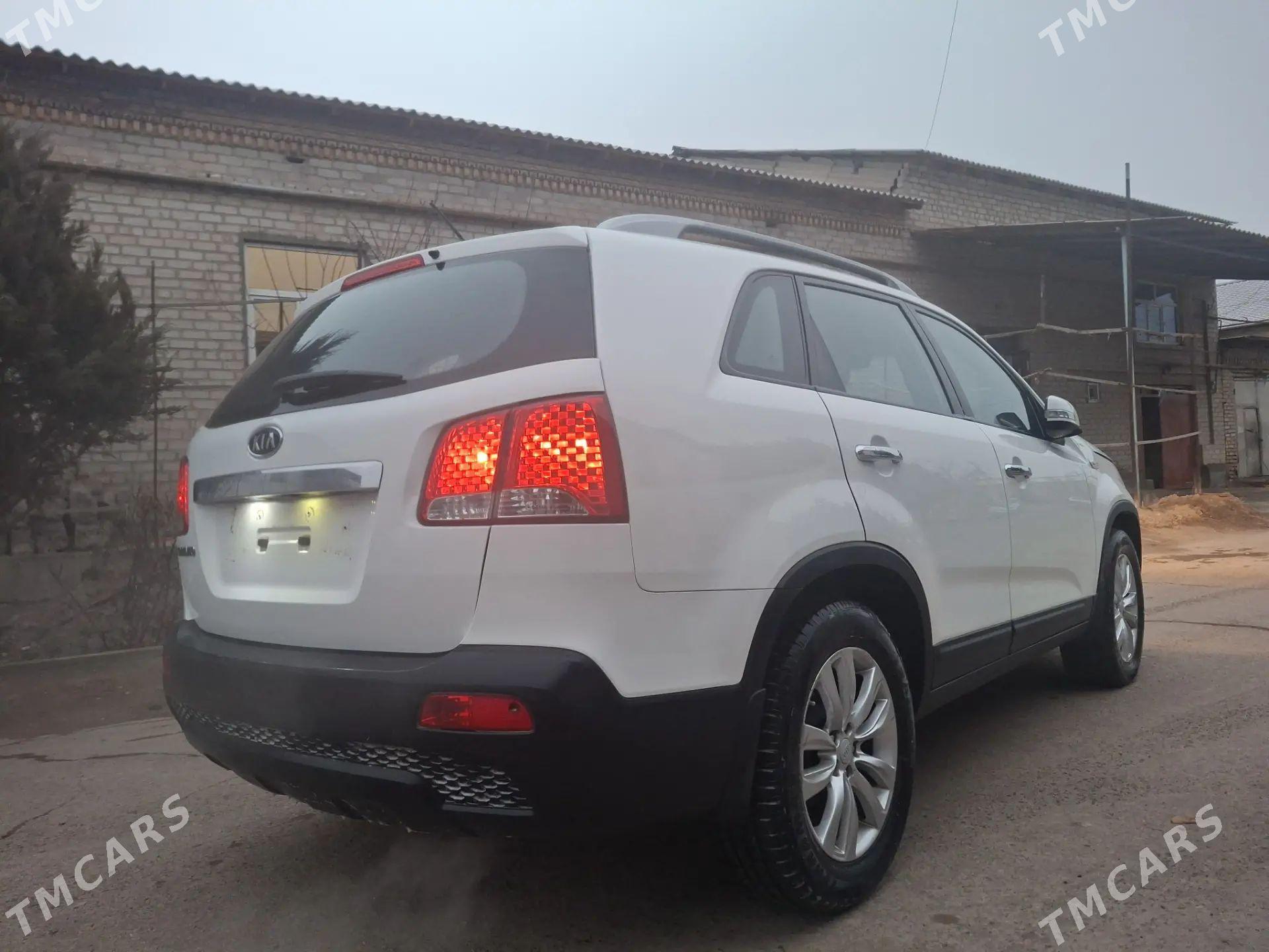 Kia Sorento 2011 - 200 000 TMT - Daşoguz - img 1