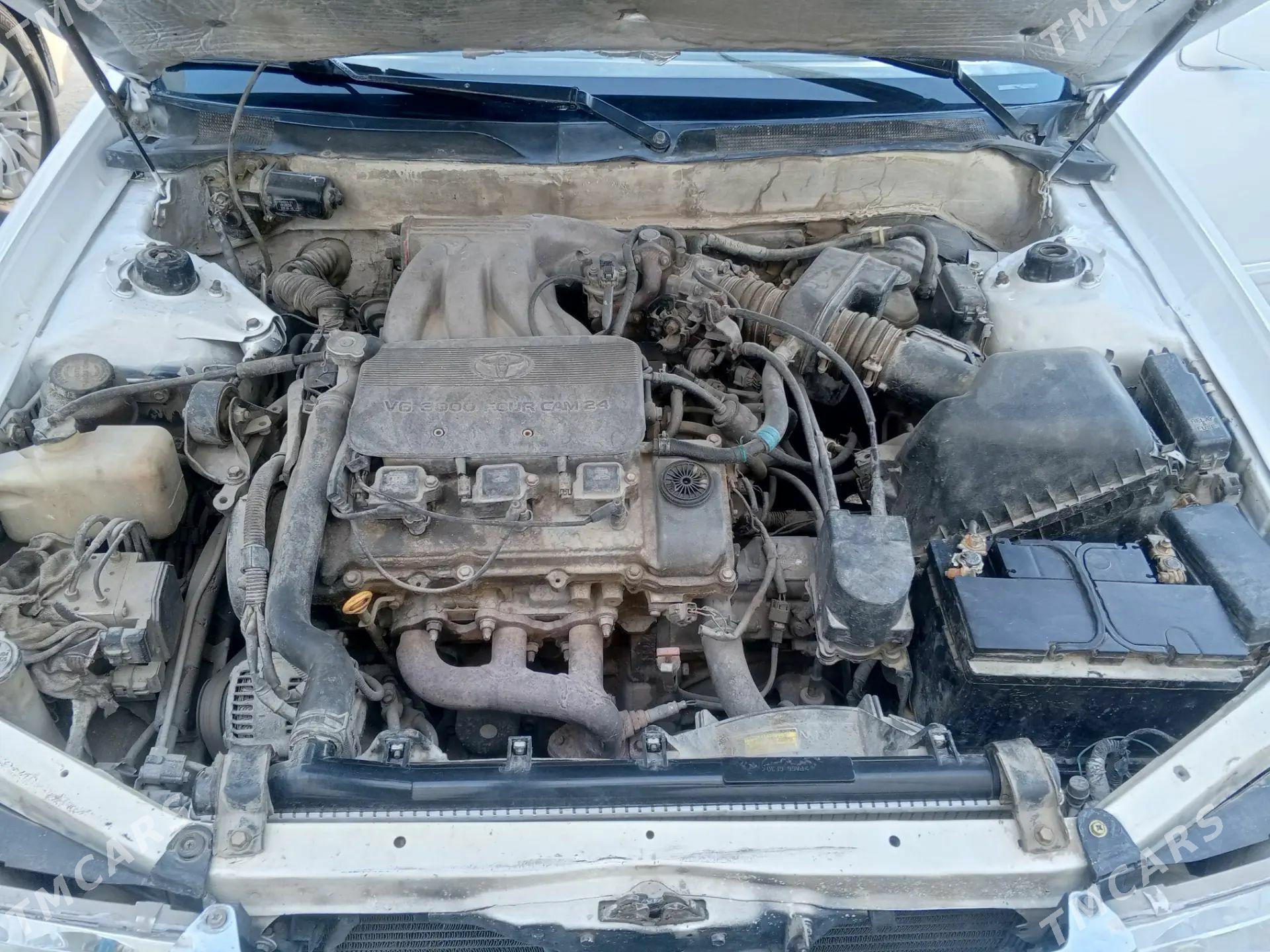 Toyota Avalon 1999 - 120 000 TMT - Türkmenabat - img 1