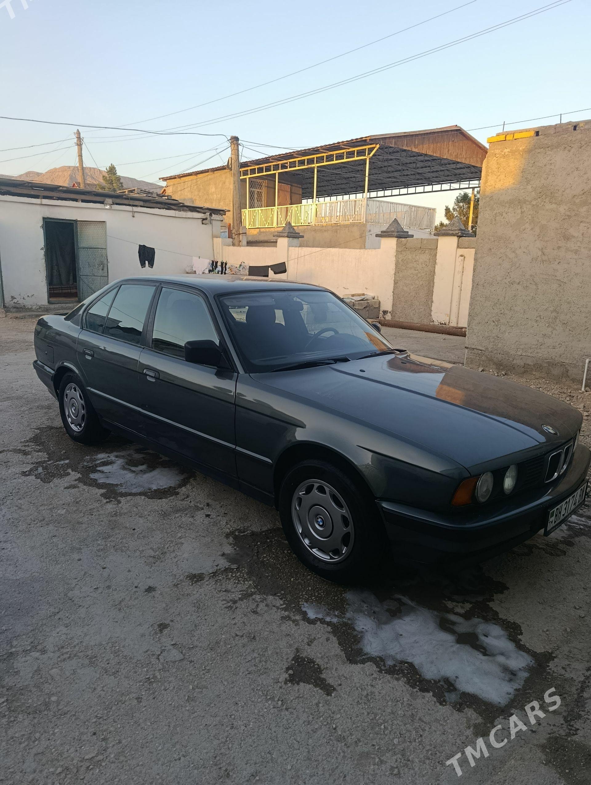 BMW 525 1990 - 50 000 TMT - Балканабат - img 1