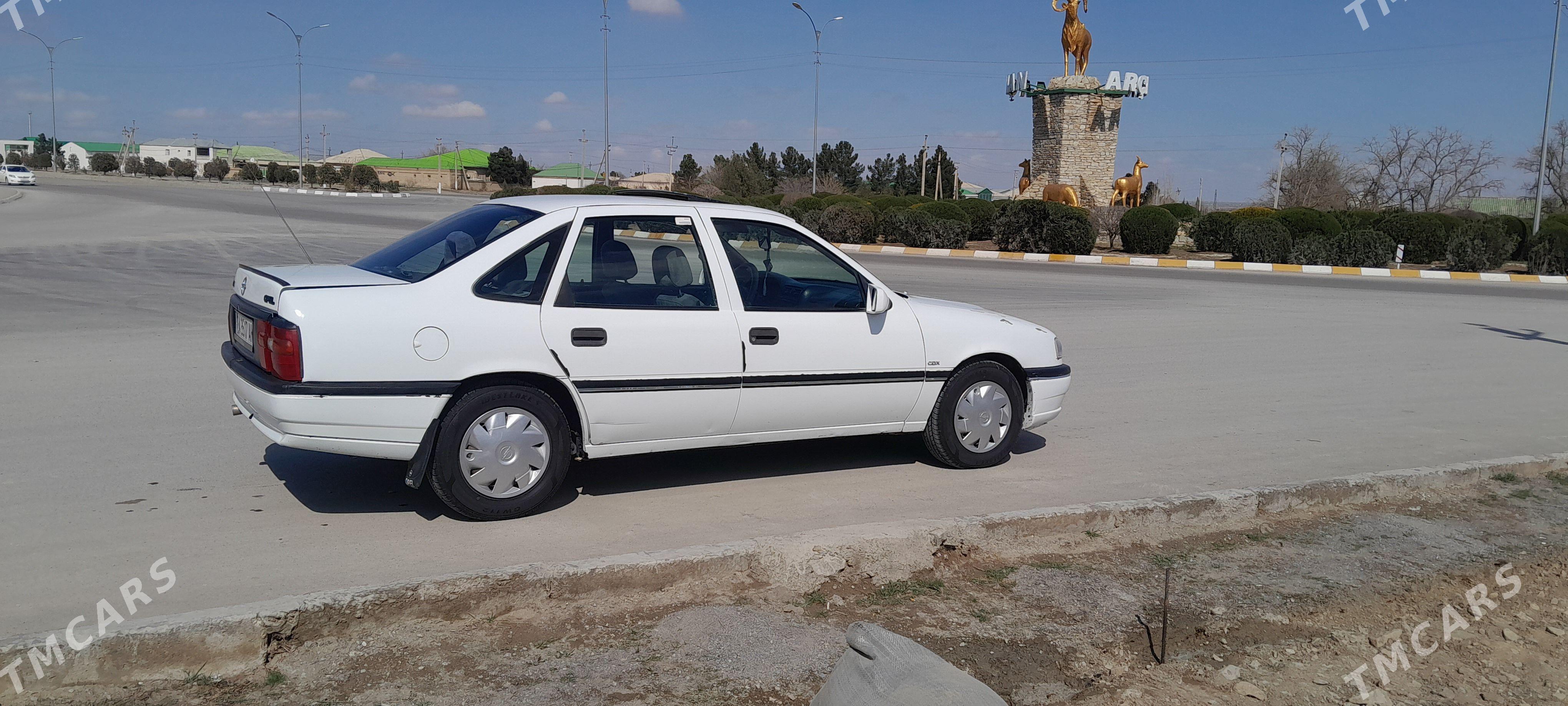 Opel Vectra 1995 - 52 000 TMT - Bäherden - img 1