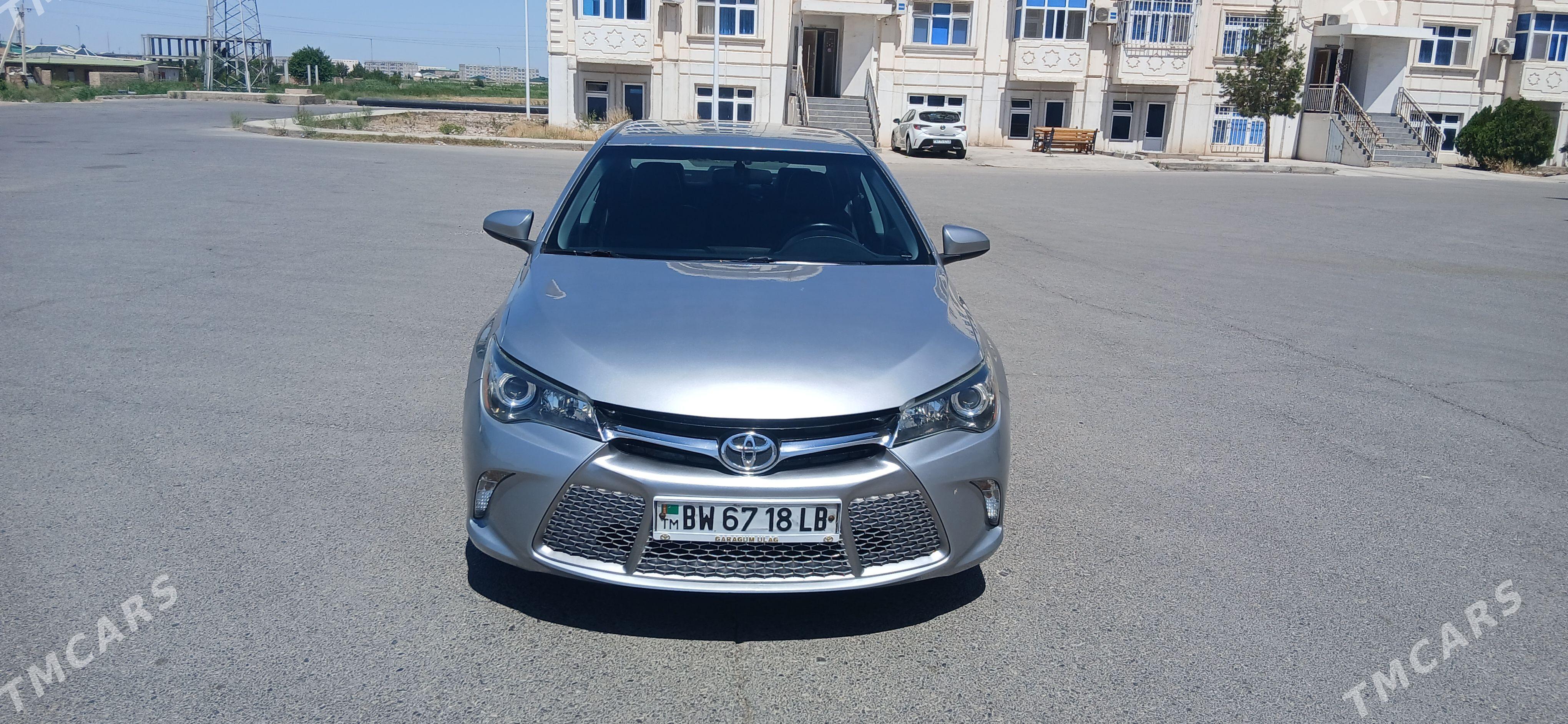 Toyota Camry 2016 - 300 000 TMT - Фарап - img 1
