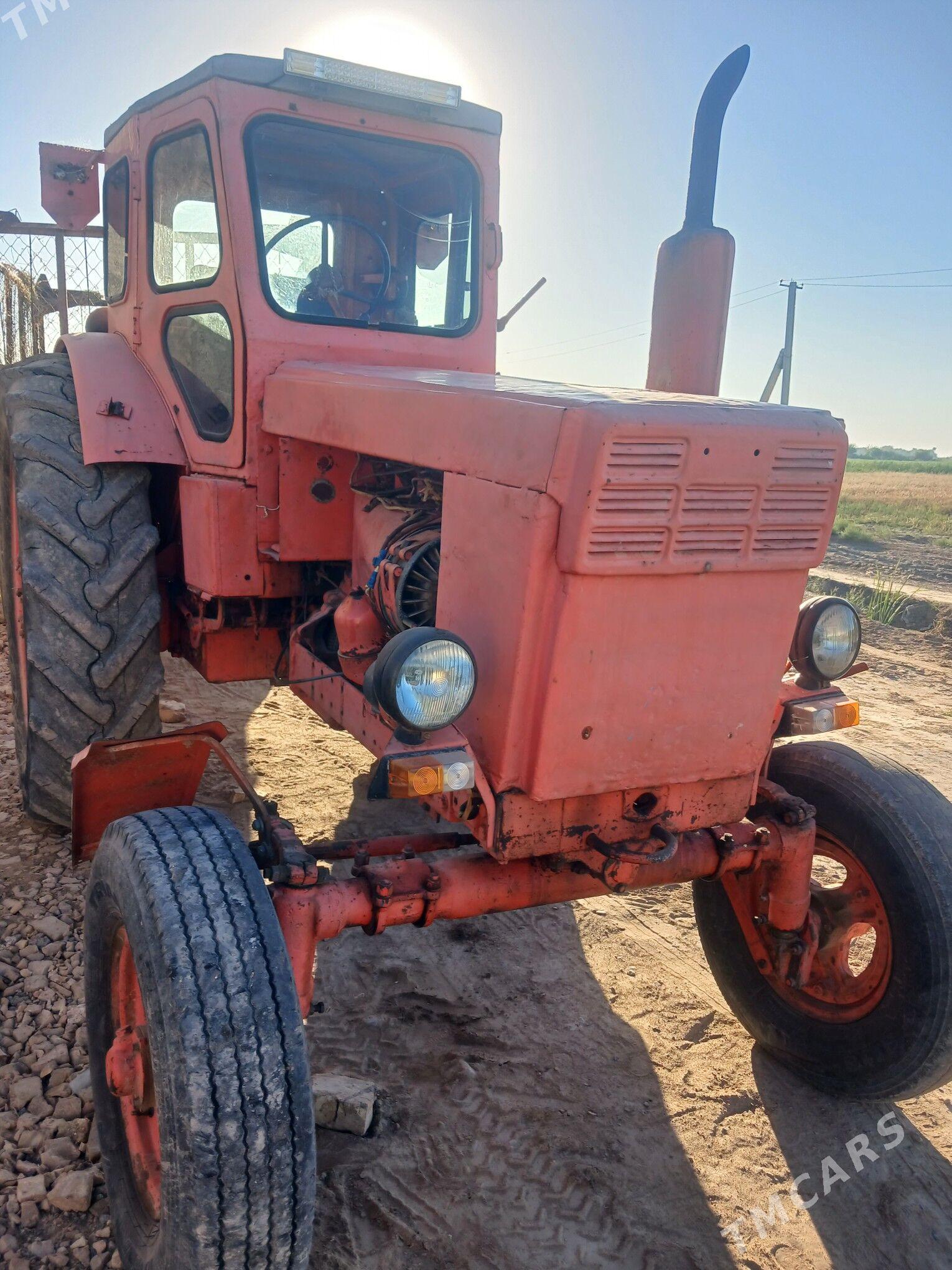 MTZ 82 1992 - 39 000 TMT - Murgap - img 1