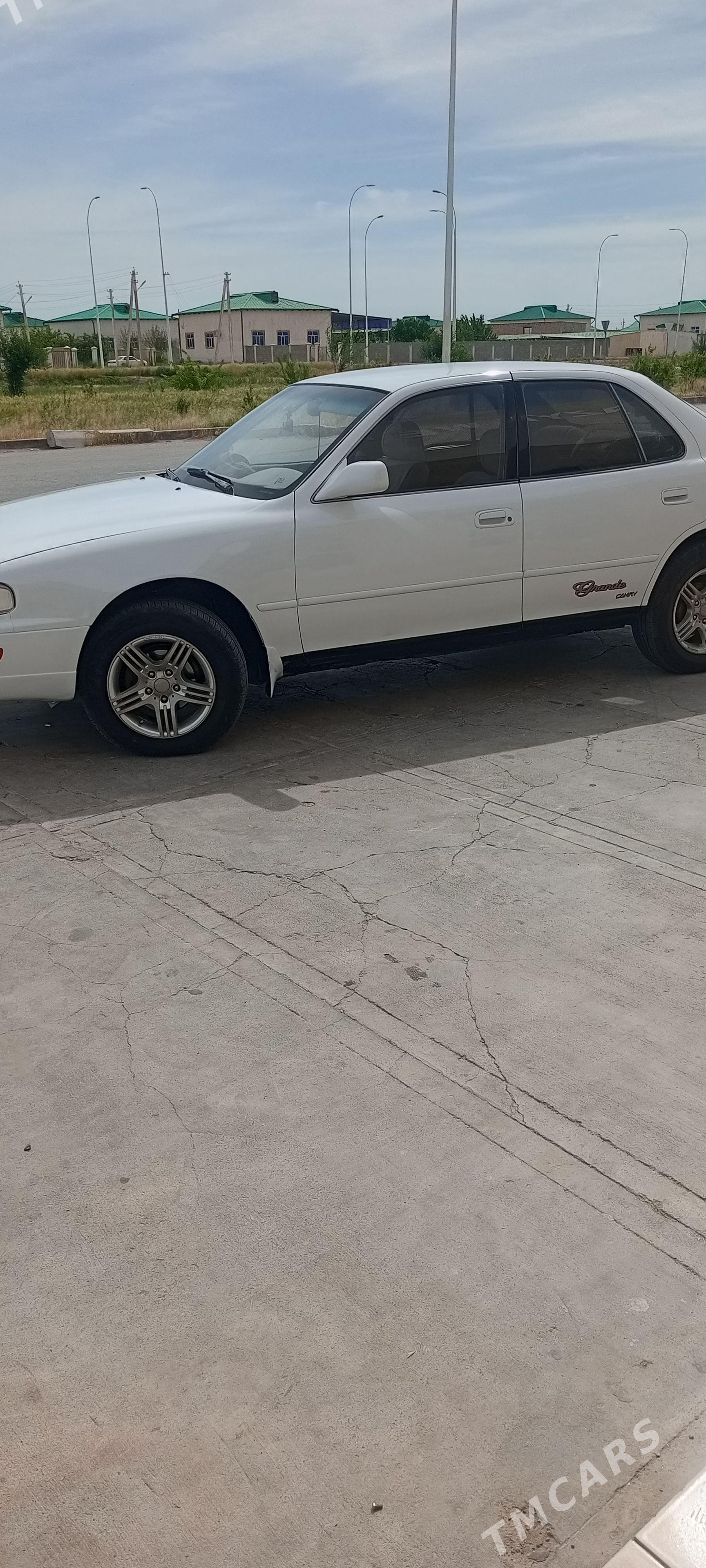 Toyota Camry 1995 - 110 000 TMT - Garabekewül - img 1
