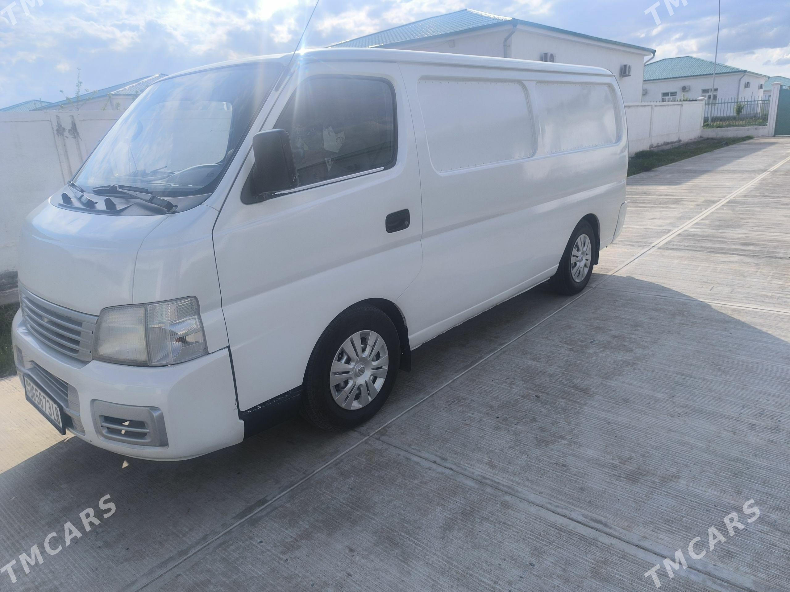 Nissan Urvan 2005 - 95 000 TMT - Гёкдепе - img 1