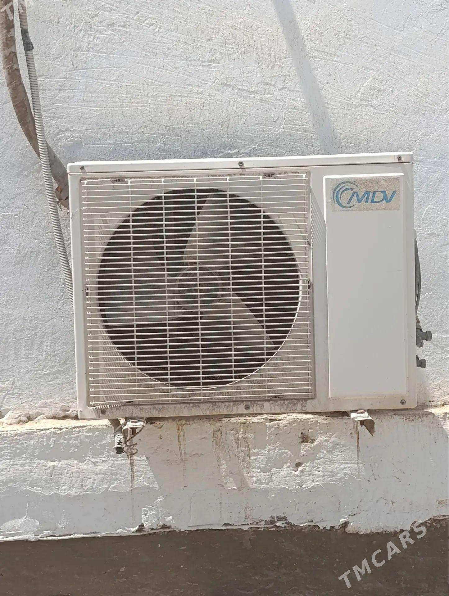 Kondisioner 40 kw - Теджен - img 1