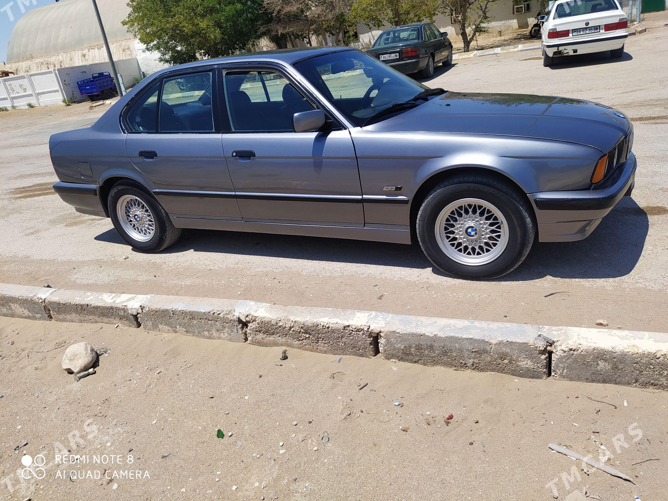 BMW 525 1991 - 65 000 TMT - Гумдаг - img 1