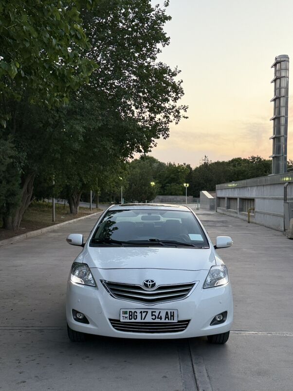 Toyota Yaris 2010 - 156 000 TMT - Ak bugdaý etraby - img 1