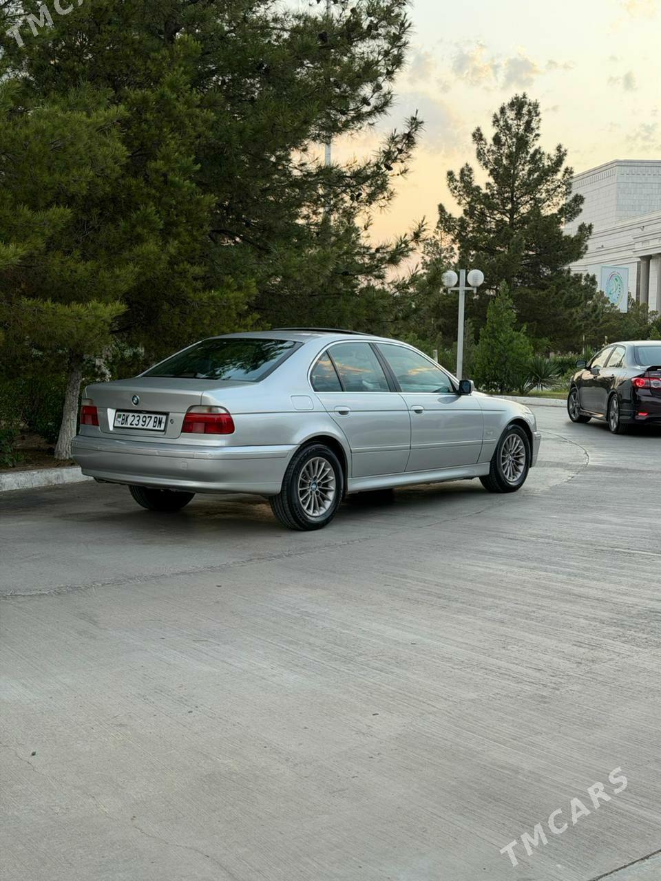 BMW 528 1998 - 110 000 TMT - Балканабат - img 1