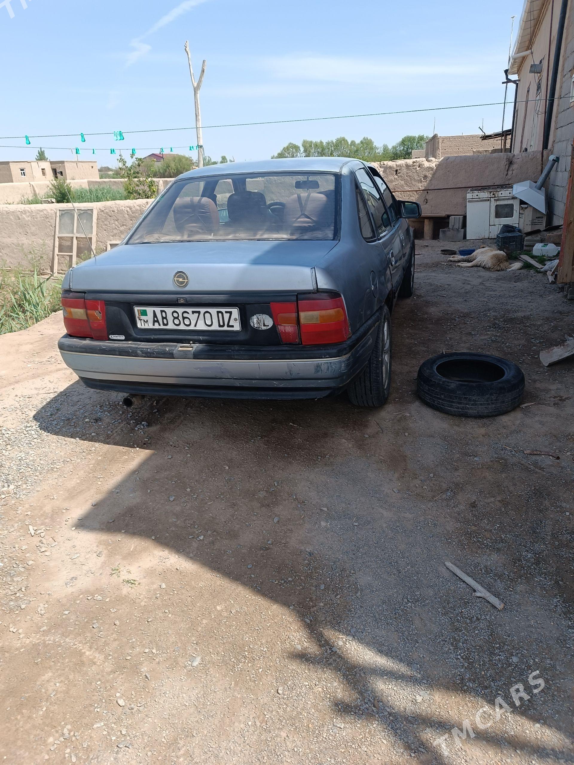 Opel Vectra 1991 - 35 000 TMT - Daşoguz - img 1