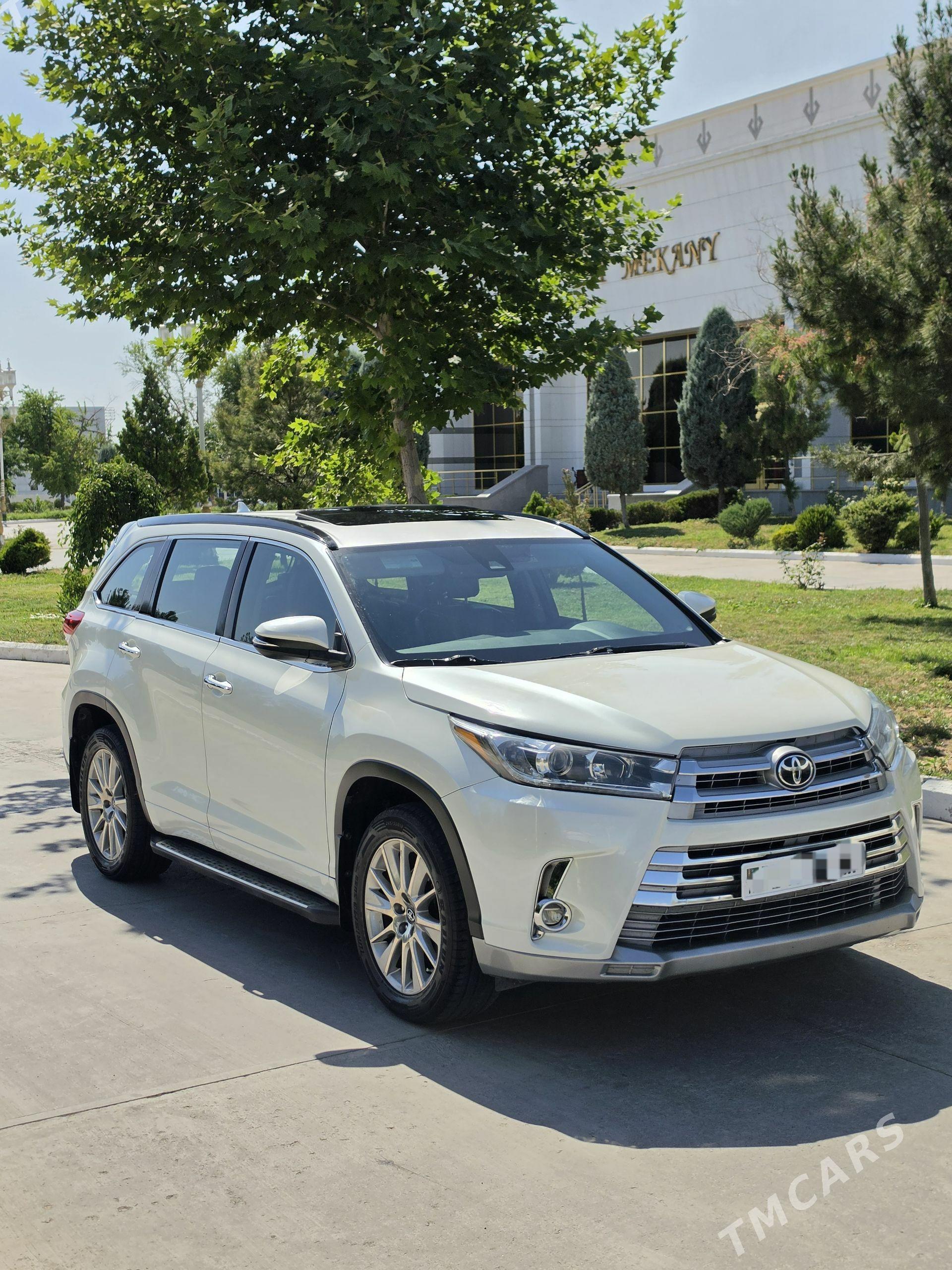 Toyota Highlander 2018 - 470 000 TMT - Туркменабат - img 1
