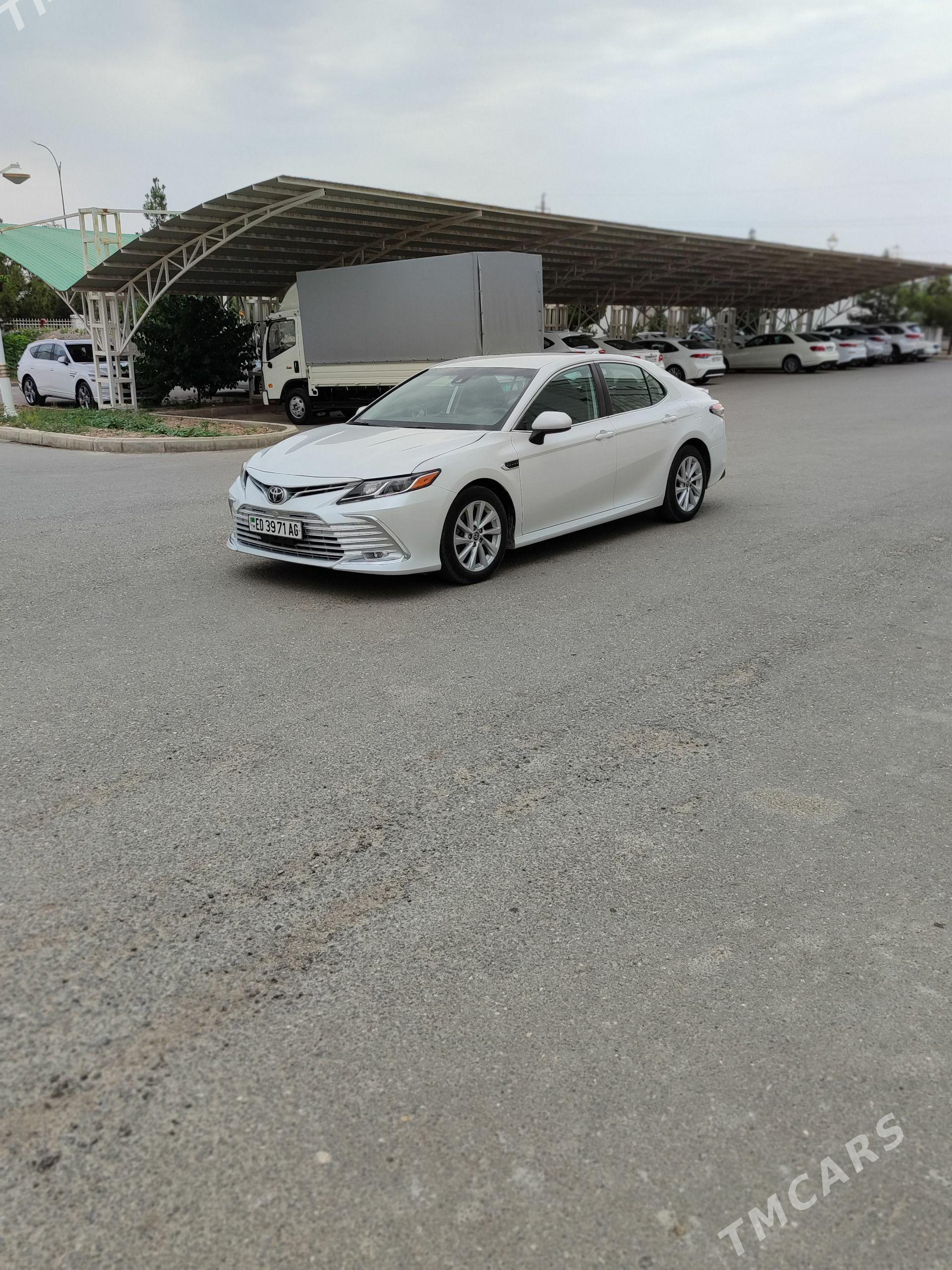 Toyota Camry 2021 - 335 000 TMT - Гуртли - img 1