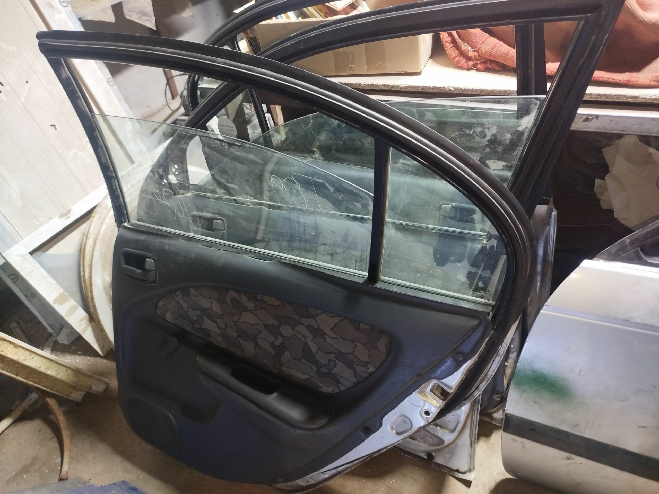 TAYOTA AVENSIS GAPYLARY 4 500 TMT - Дянев - img 1