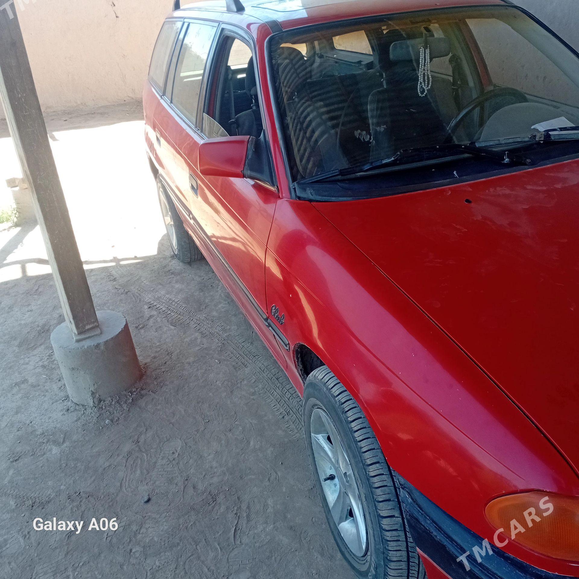 Opel Astra 1992 - 35 000 TMT - Şabat etr. - img 1