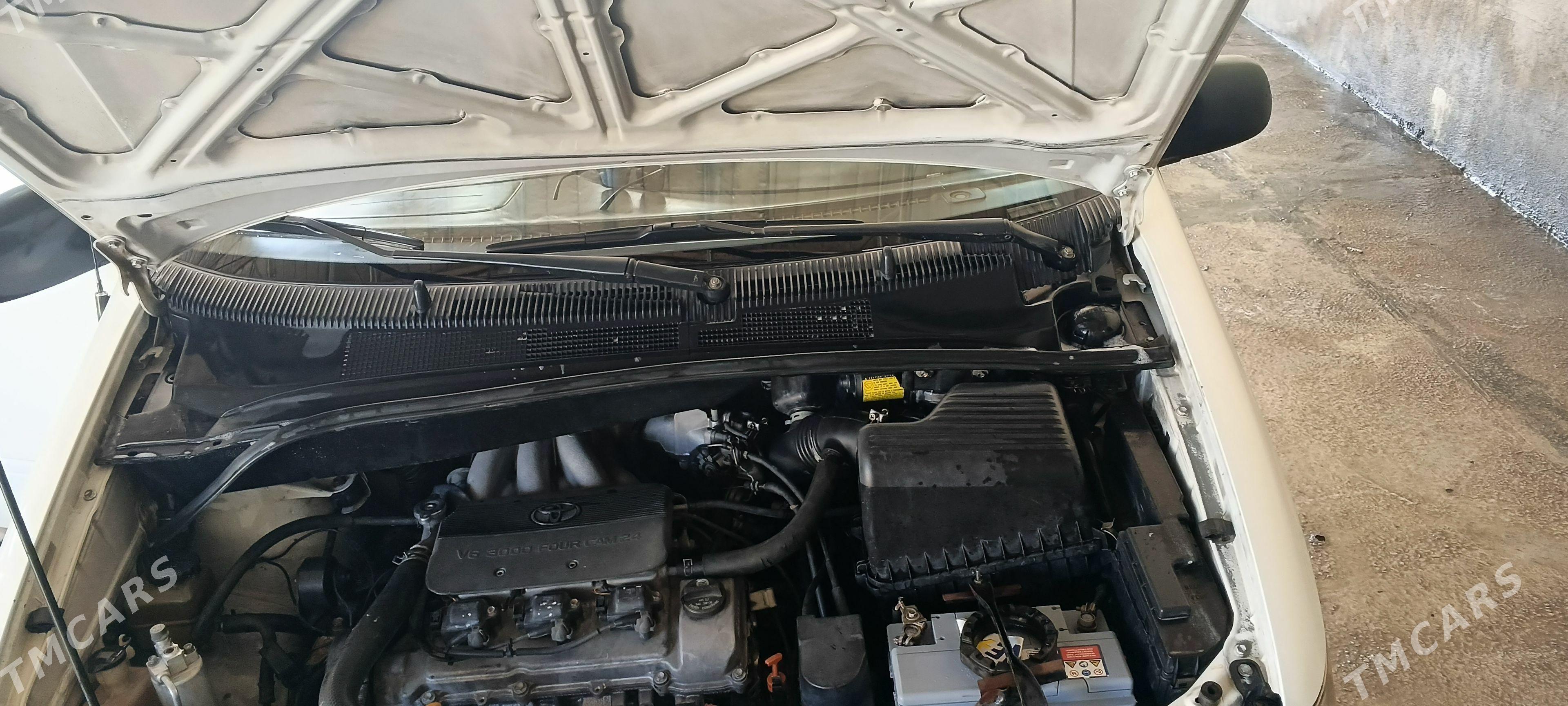 Toyota Sienna 2000 - 180 000 TMT - Türkmenabat - img 1