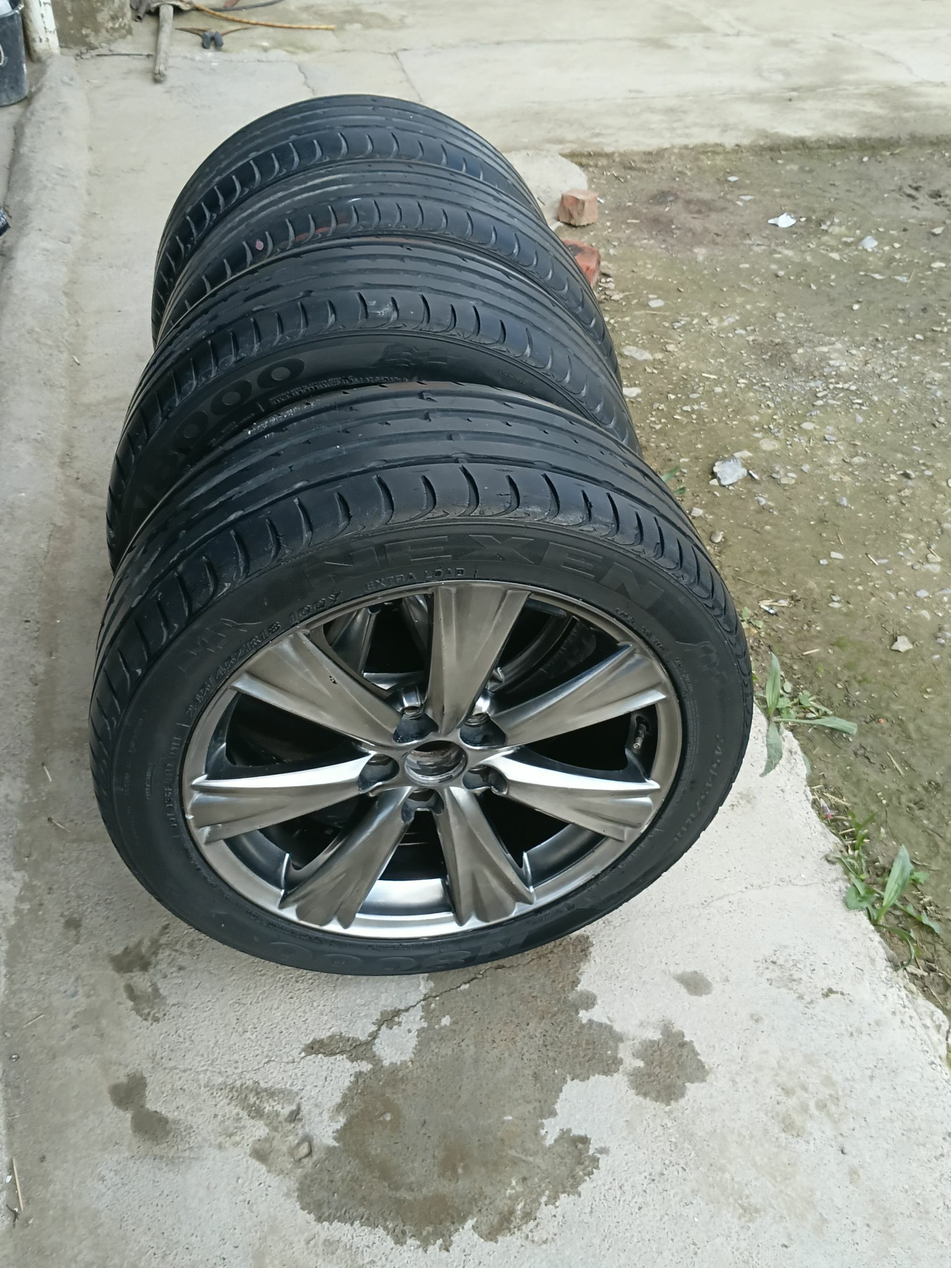 245/45 R18 diska teker 1 400 TMT - Bäherden - img 1