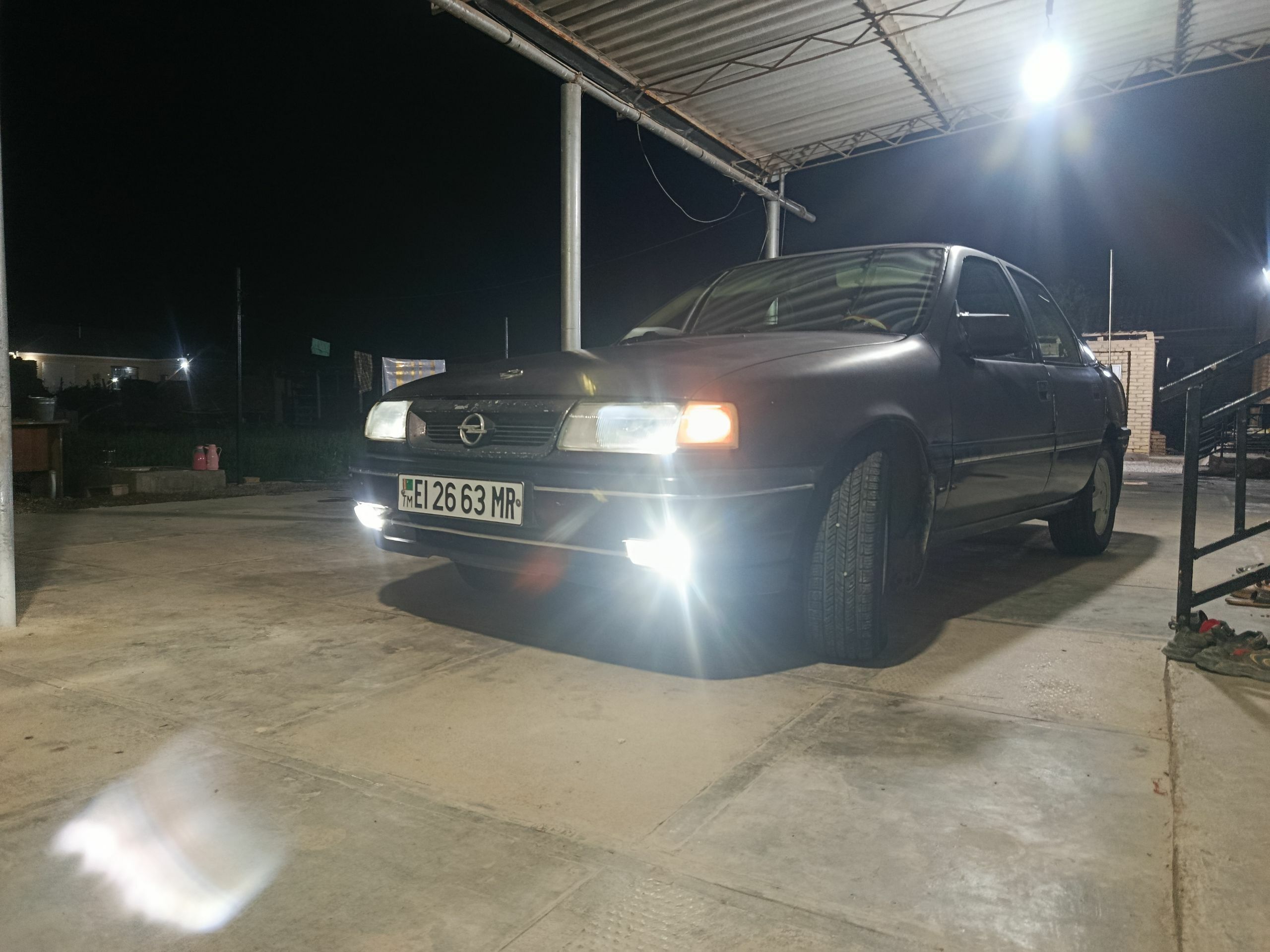 Opel Vectra 1992 - 40 000 TMT - Мургап - img 1