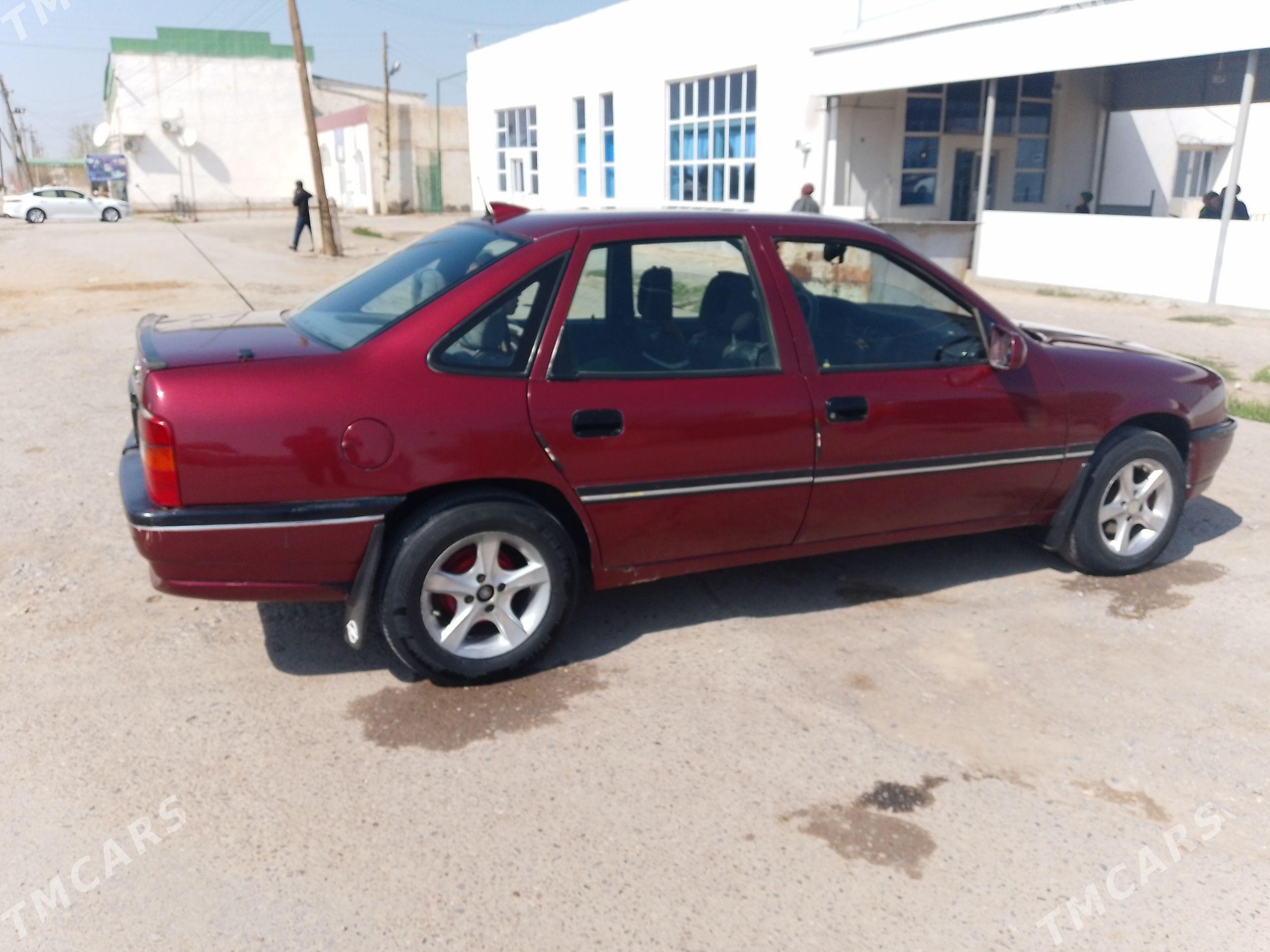 Opel Vectra 1992 - 50 000 TMT - Ýolöten - img 1