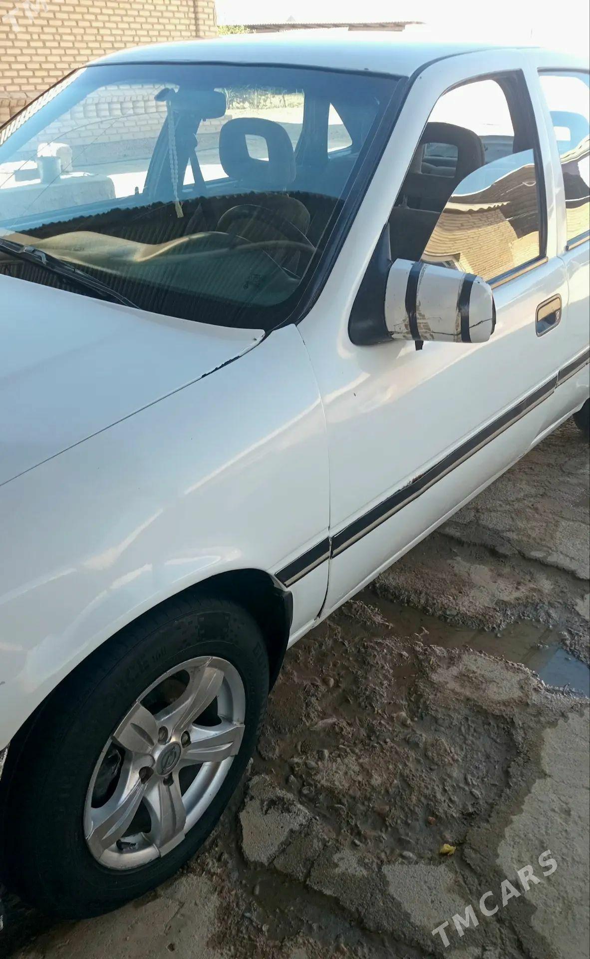 Opel Vectra 1992 - 22 000 TMT - Mary - img 1