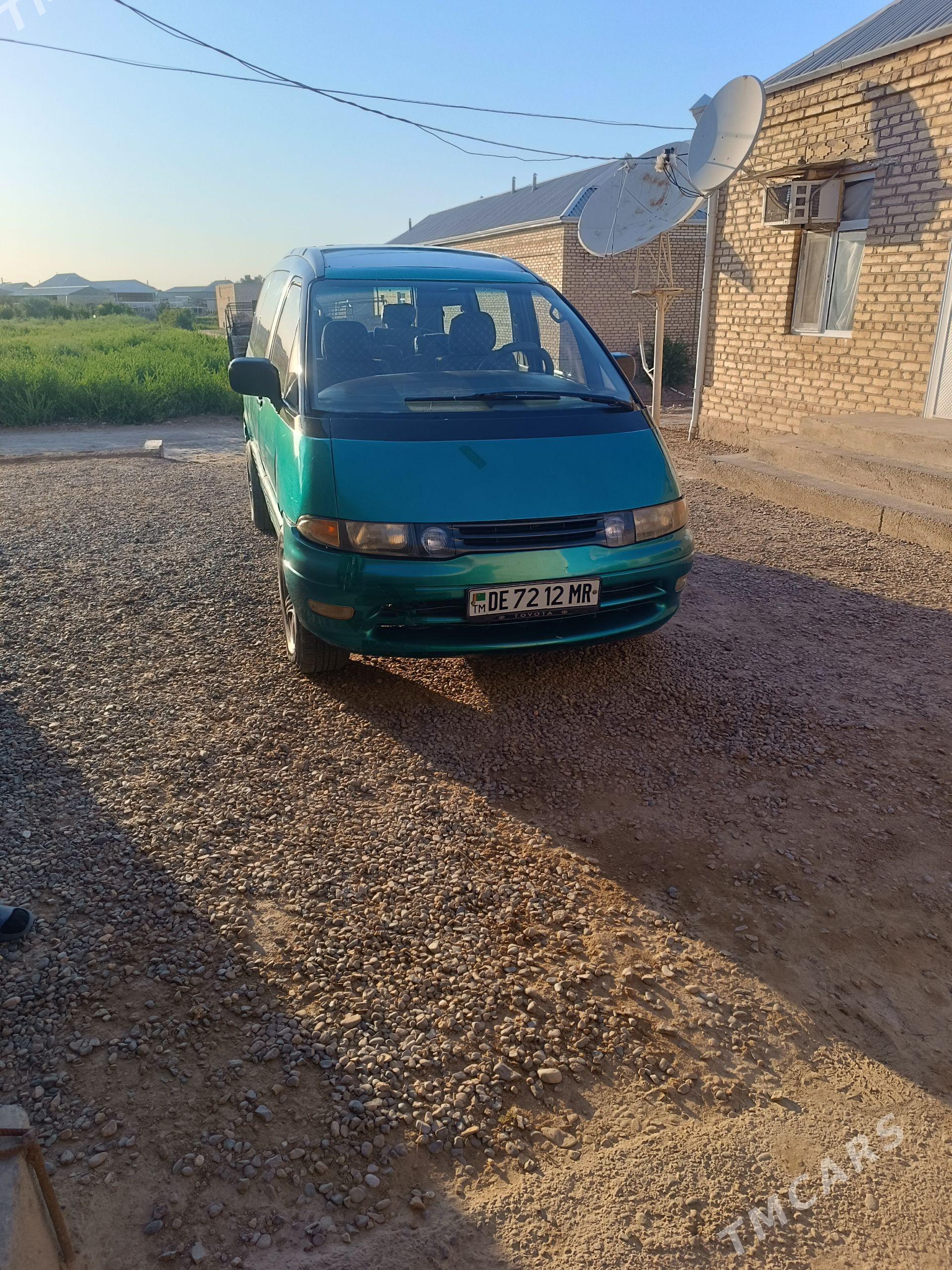 Toyota Previa 1992 - 65 000 TMT - Мары - img 1