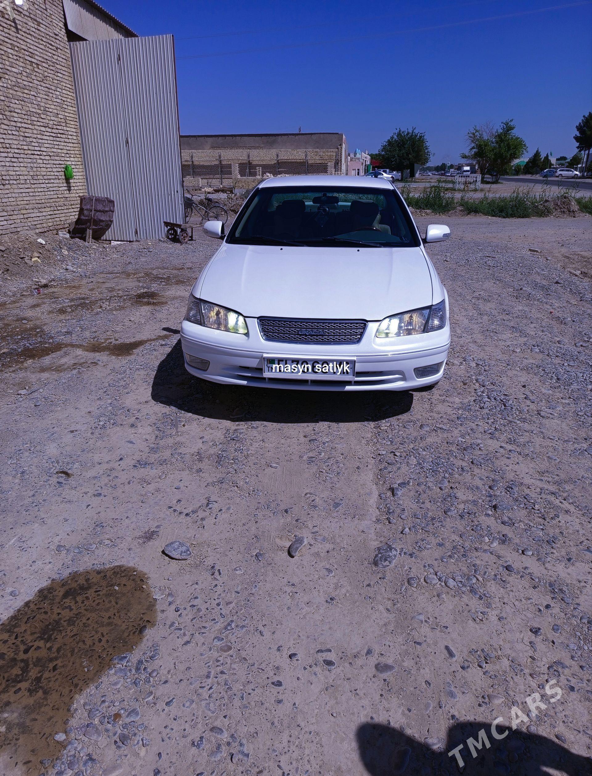 Toyota Camry 1999 - 185 000 TMT - Байрамали - img 1
